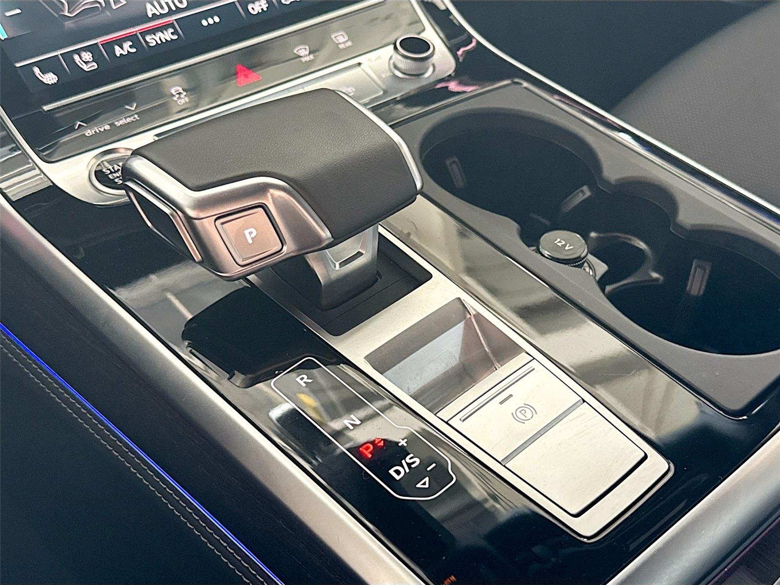 2026 Audi Q7 Premium Plus