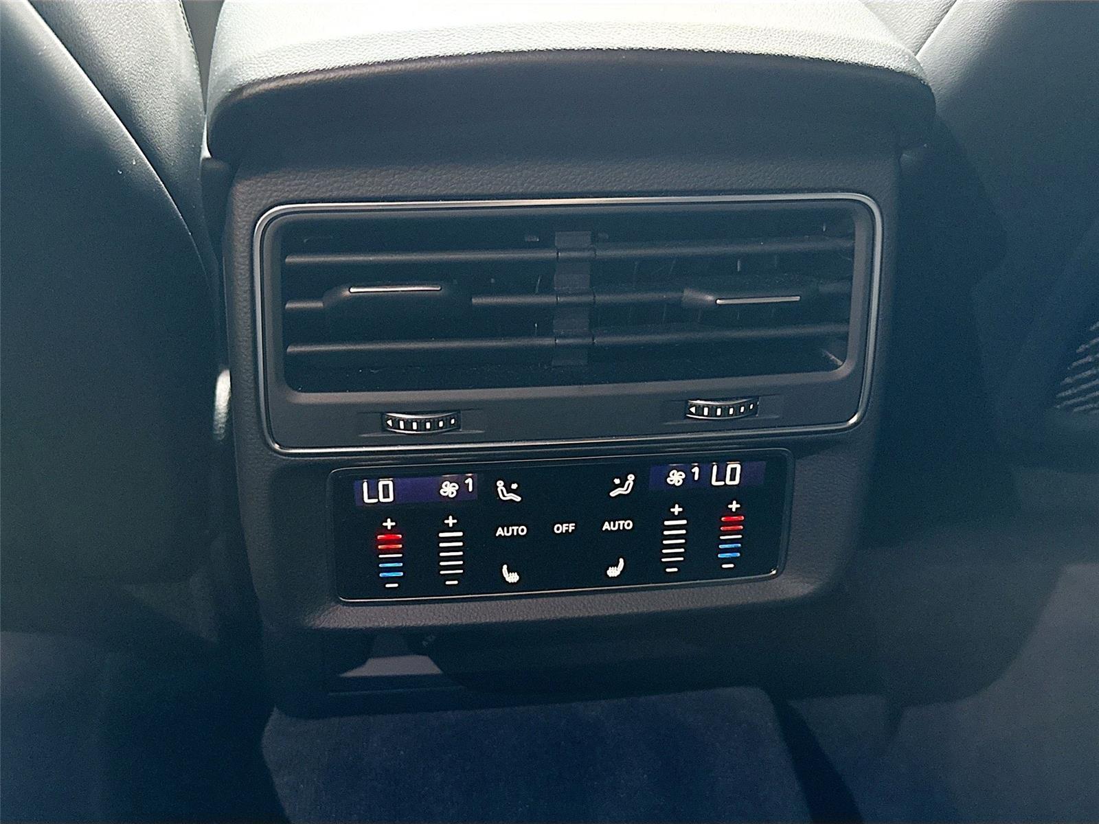 2026 Audi Q7 Premium Plus