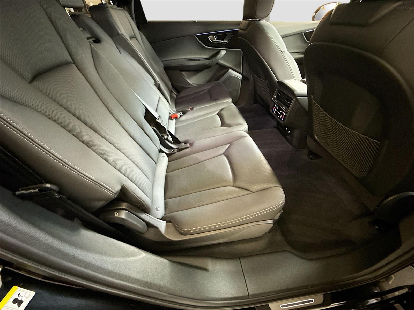 2026 Audi Q7 Premium Plus