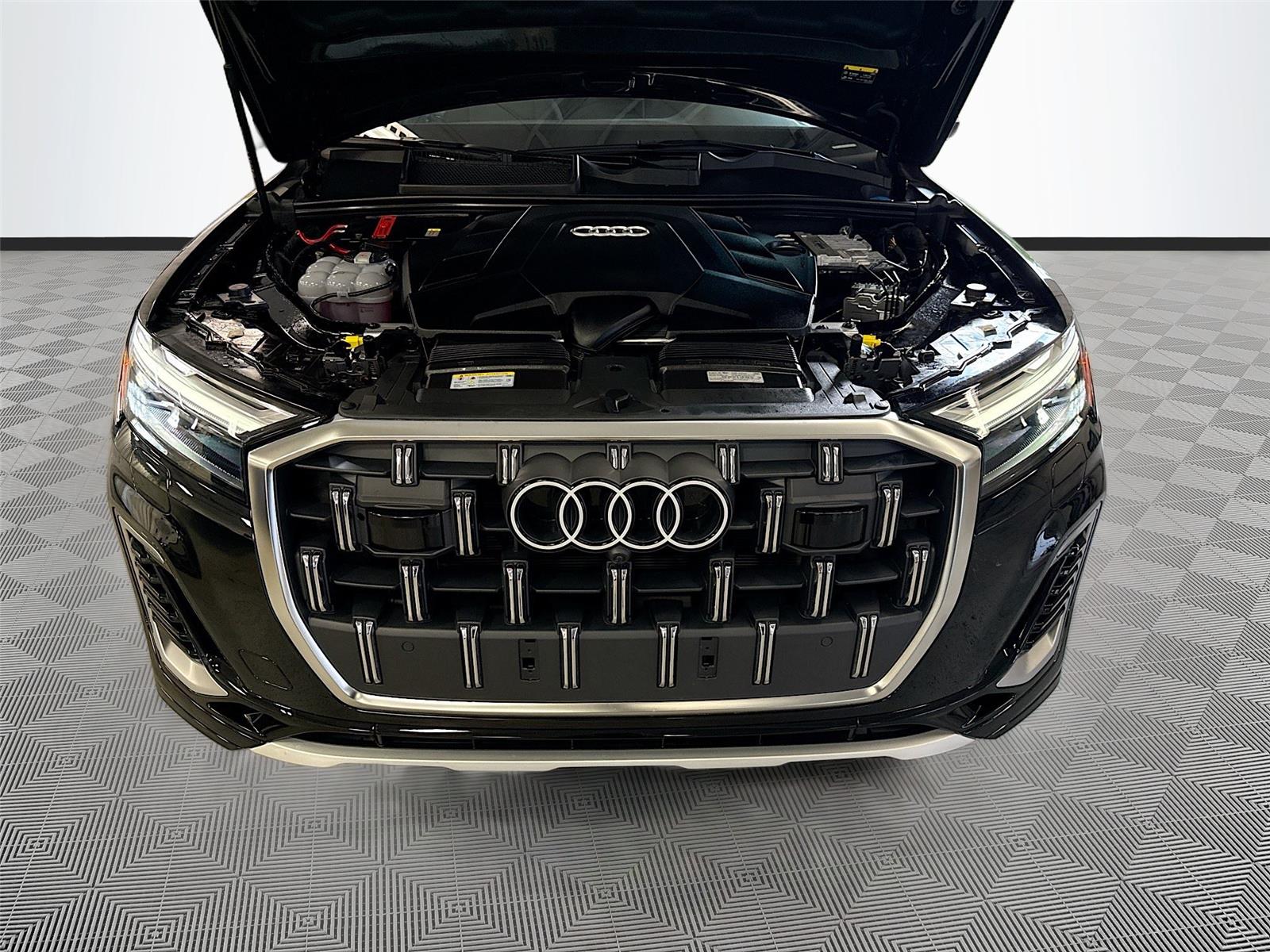 2026 Audi Q7 Premium Plus