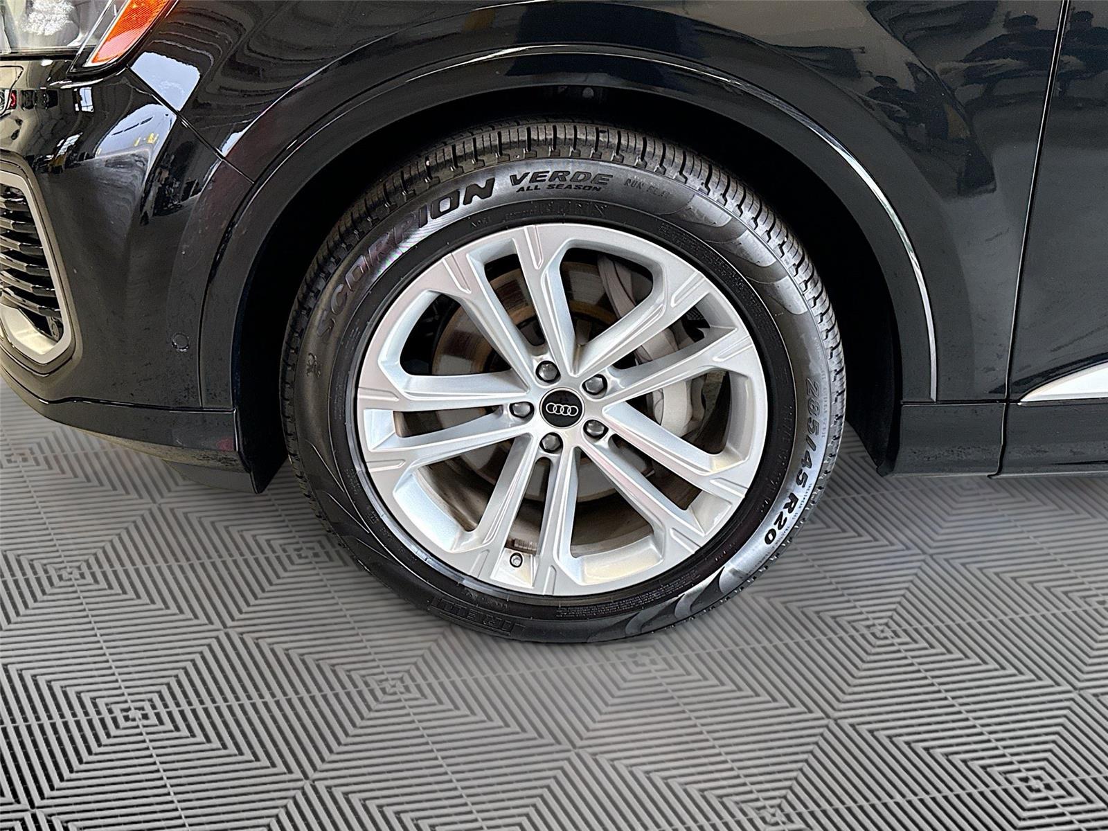 2026 Audi Q7 Premium Plus