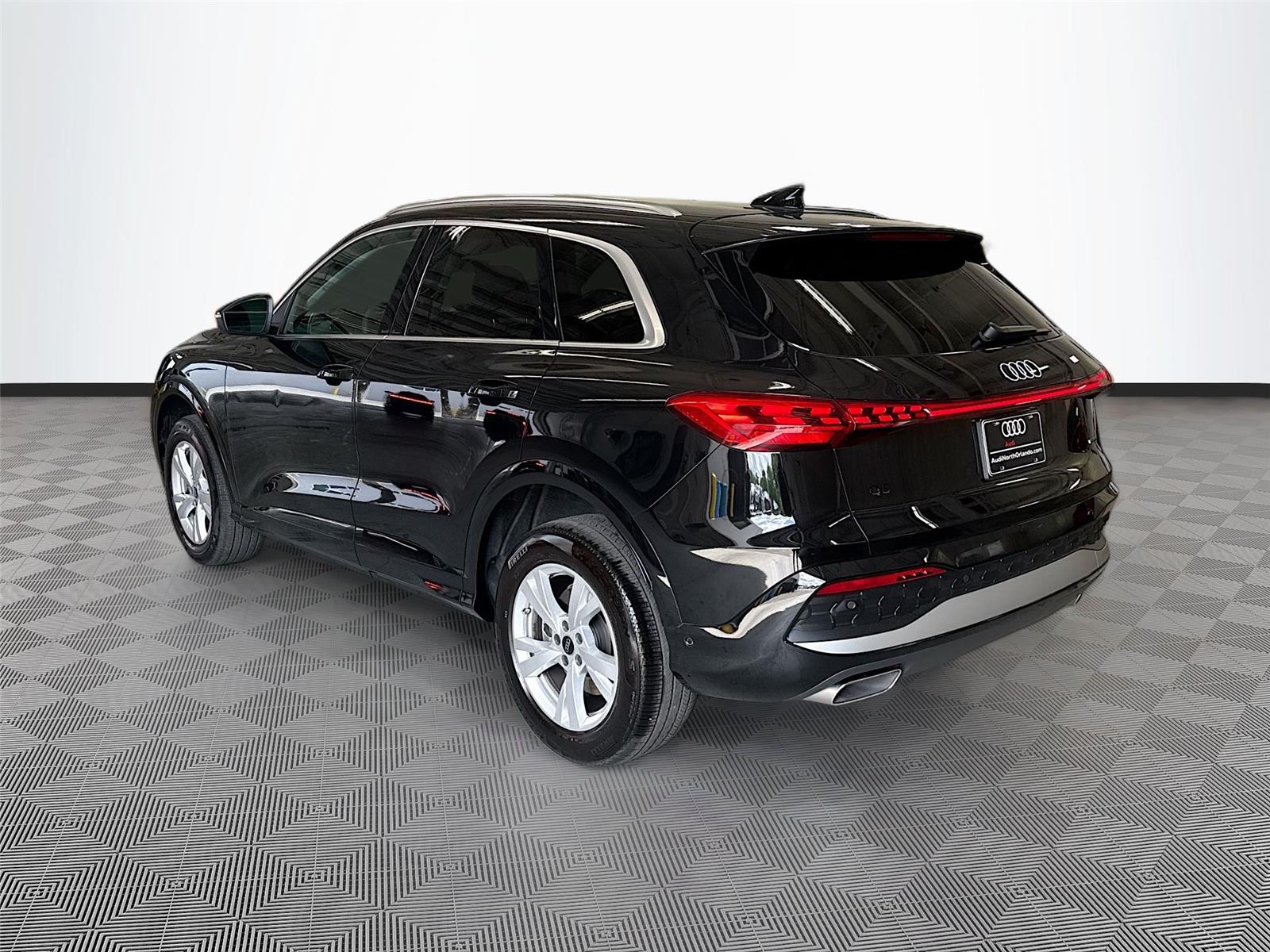 2025 Audi Q5 Premium