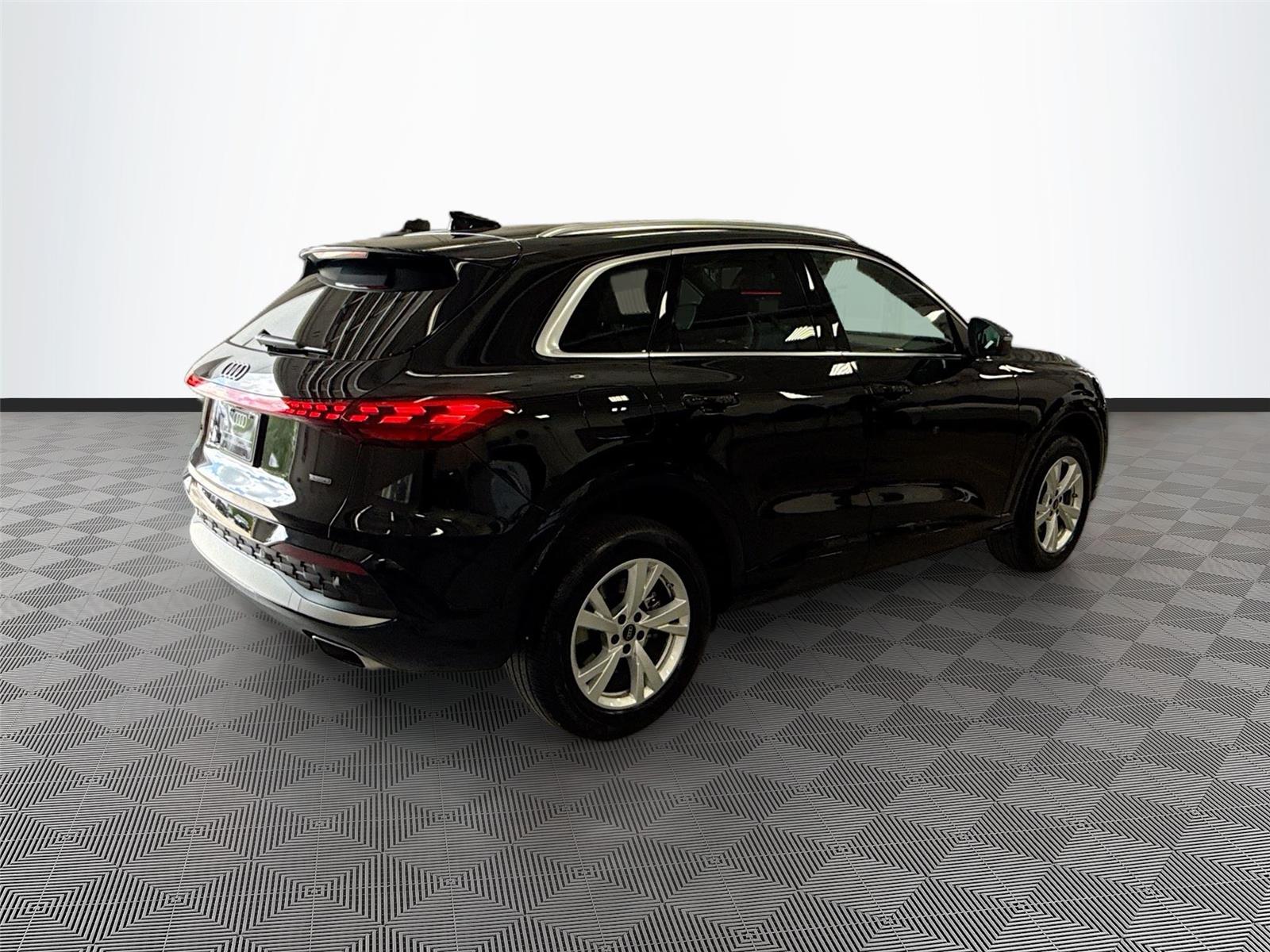 2025 Audi Q5 Premium