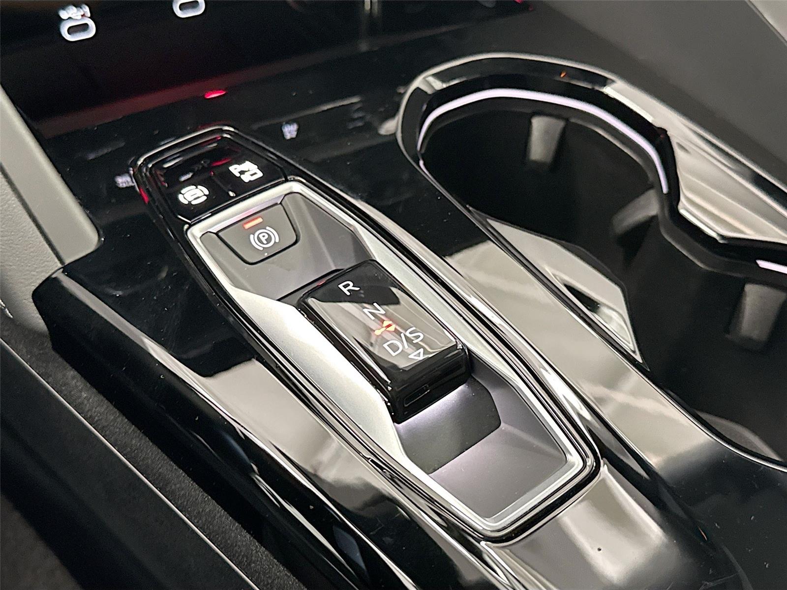 2025 Audi Q5 Premium