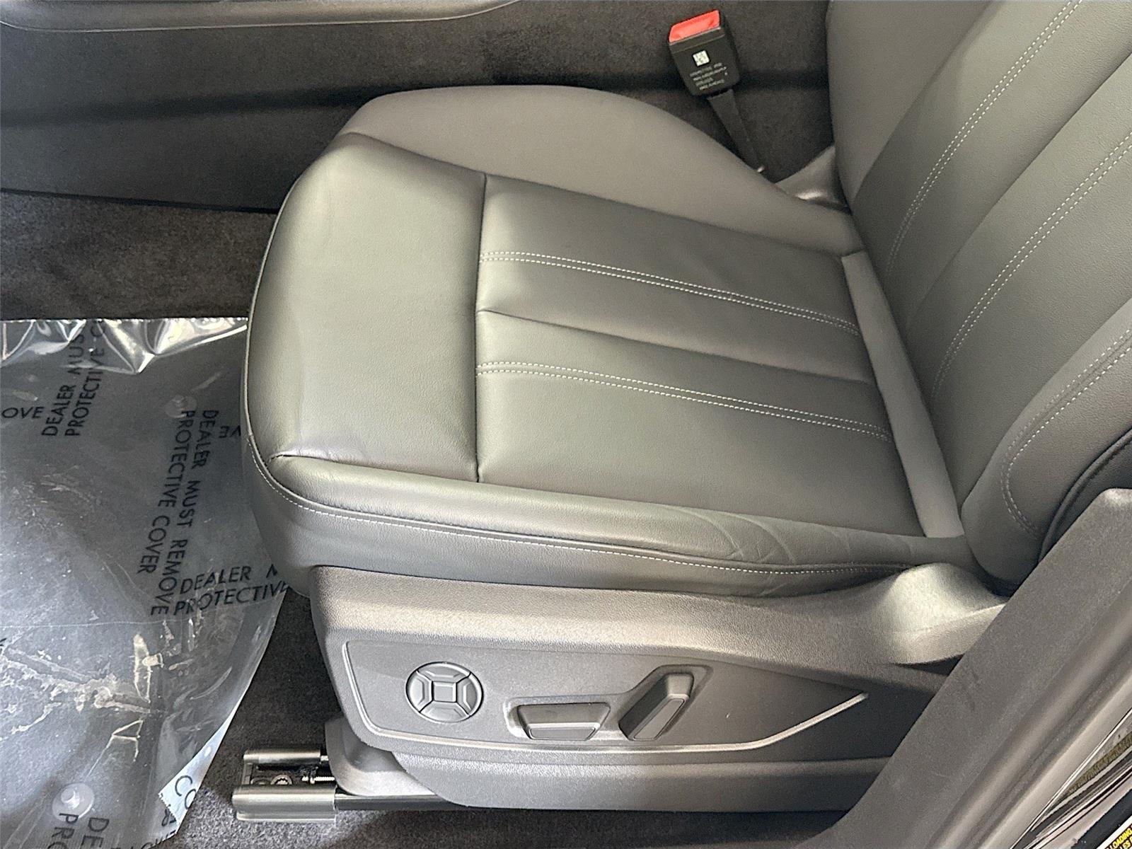 2025 Audi Q5 Premium