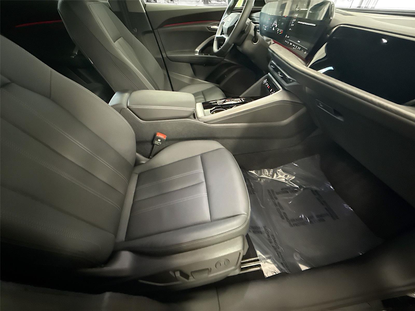 2025 Audi Q5 Premium