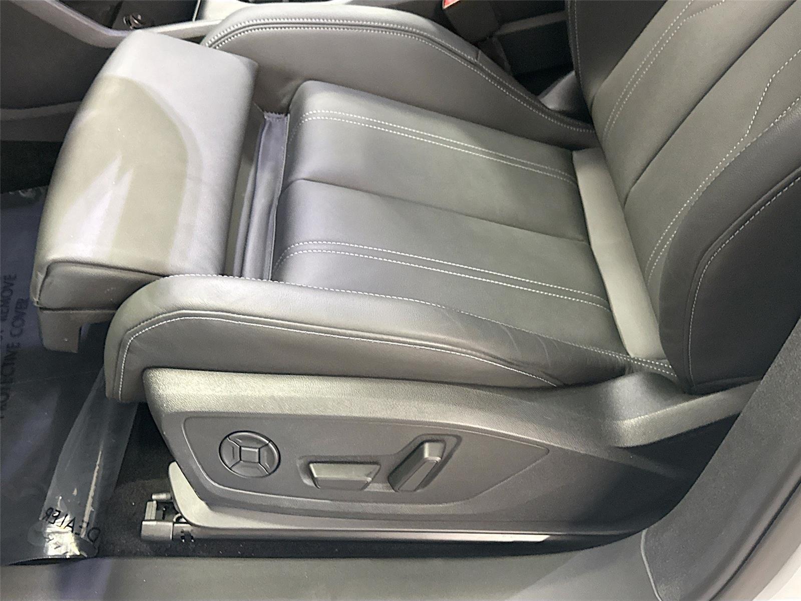 2025 Audi Q4 e-tron Sportback Premium