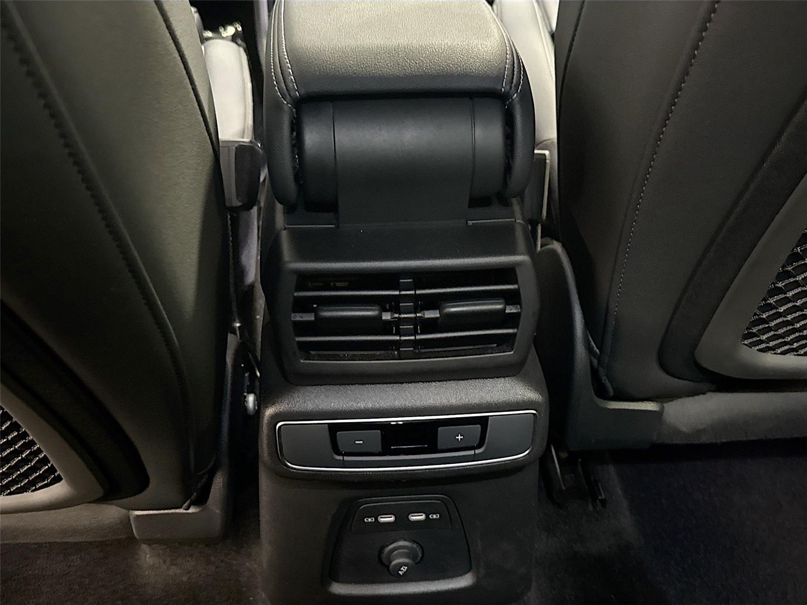 2025 Audi Q4 e-tron Sportback Premium