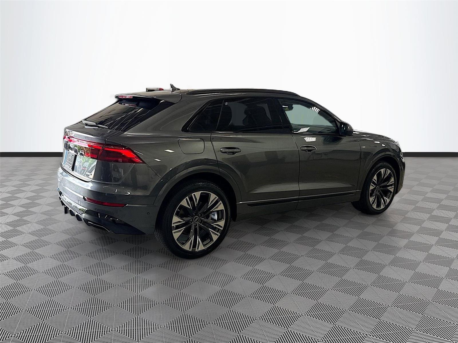 2026 Audi Q8 Premium Plus