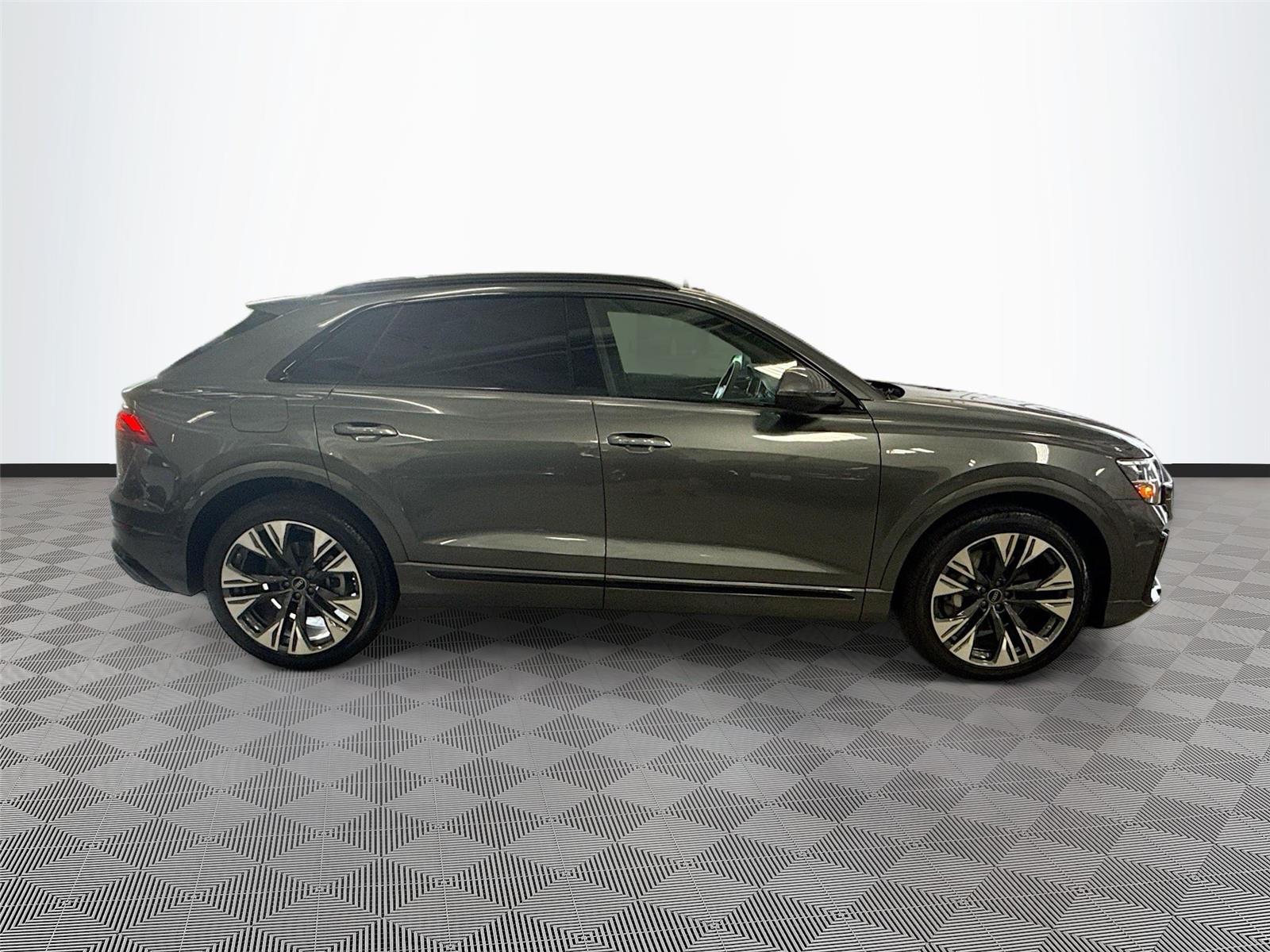 2026 Audi Q8 Premium Plus