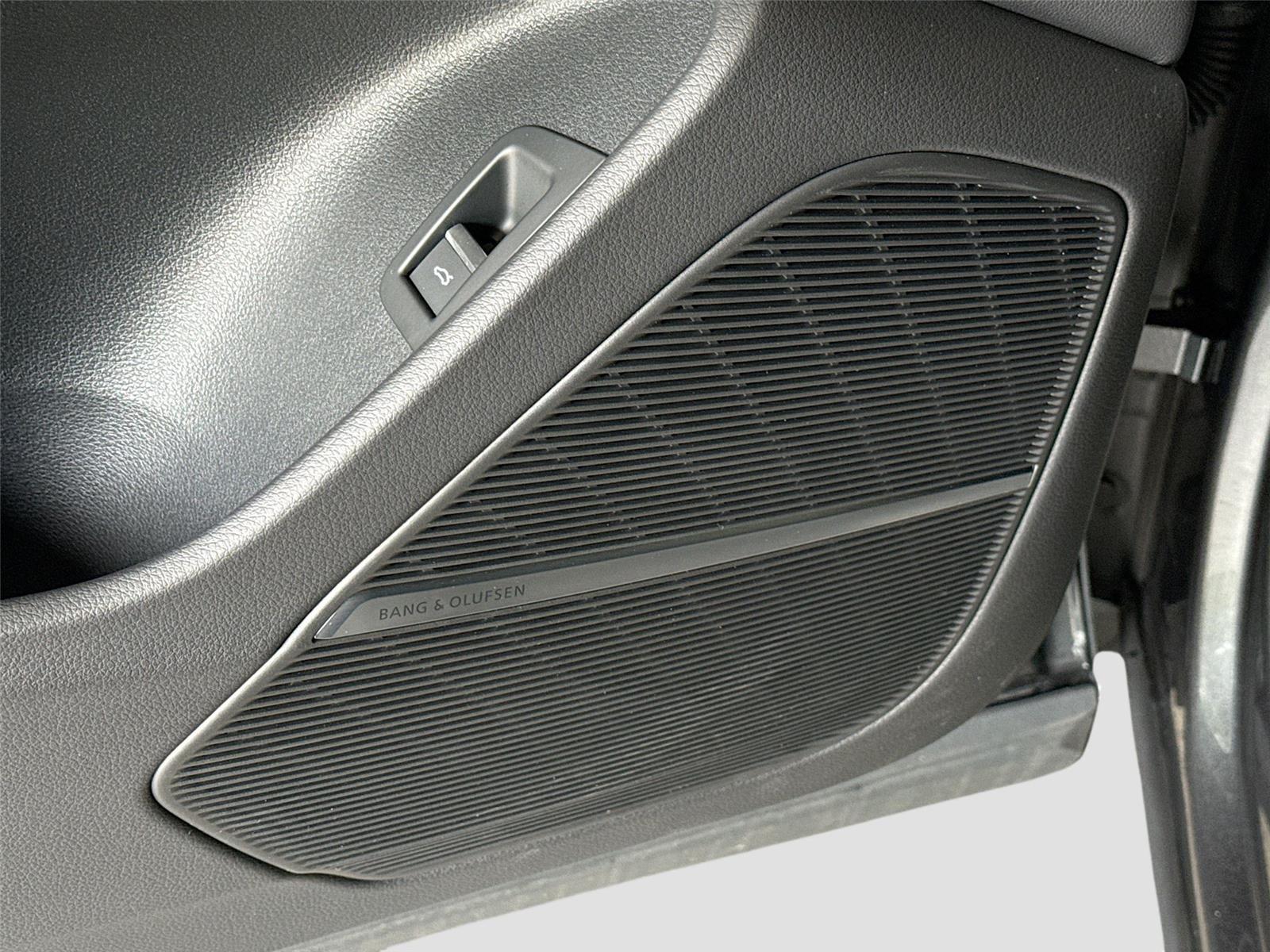 2026 Audi Q8 Premium Plus