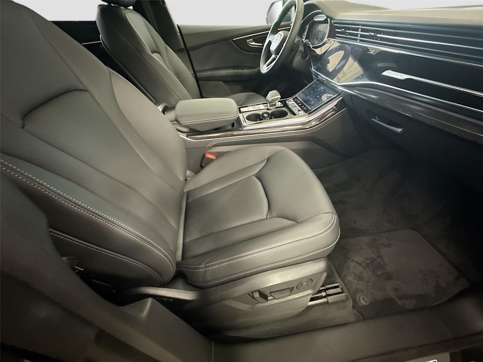 2026 Audi Q8 Premium Plus