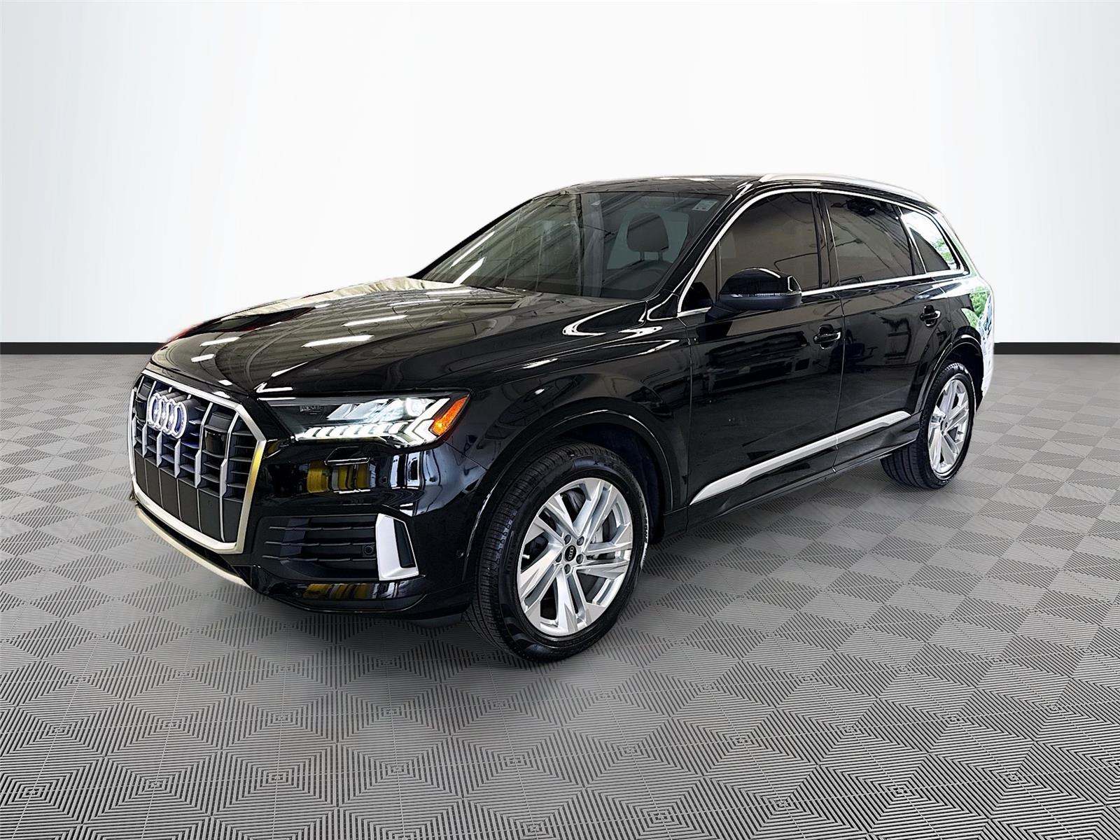 2023 Audi Q7 Premium Plus
