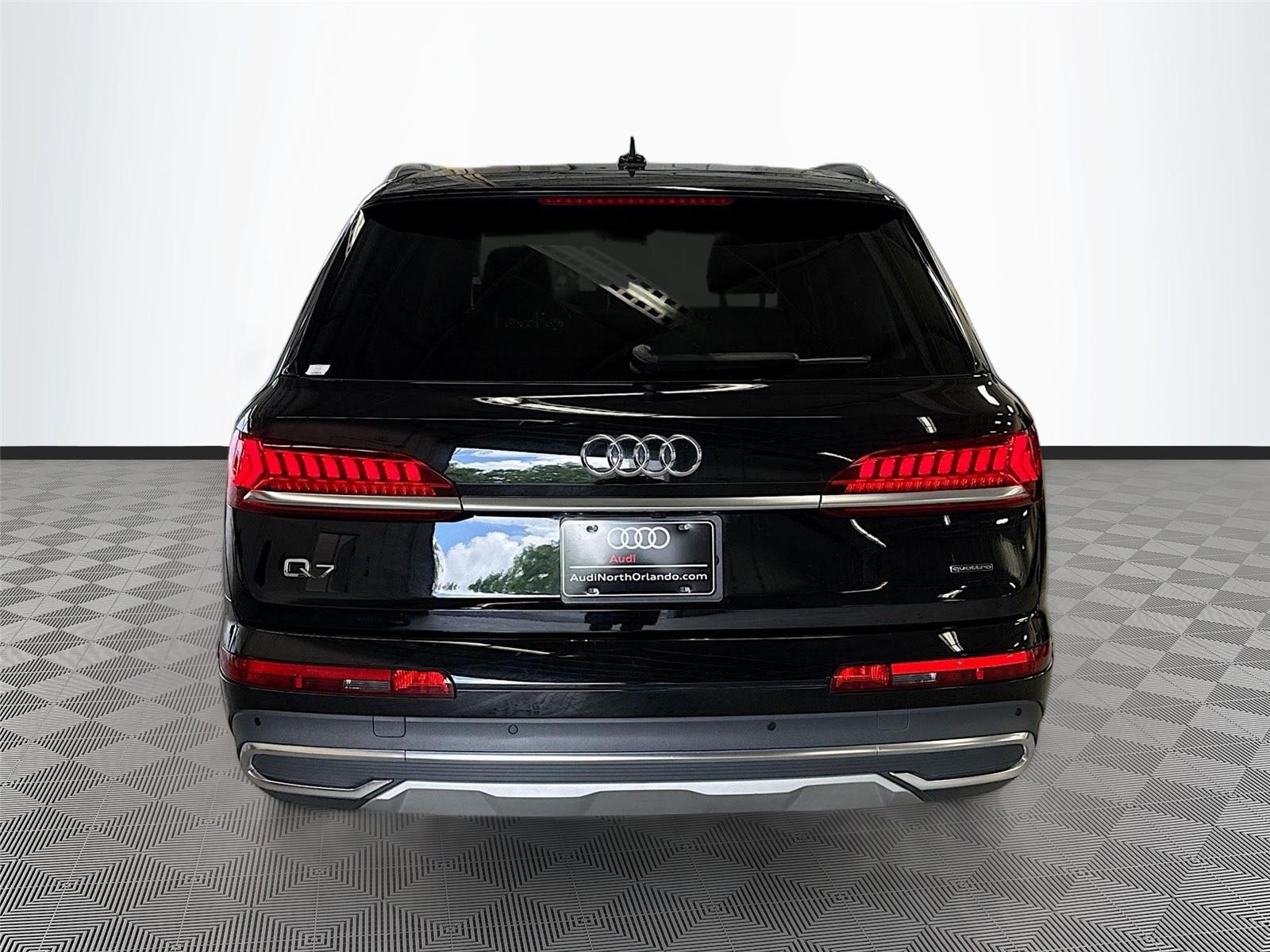 2023 Audi Q7 Premium Plus