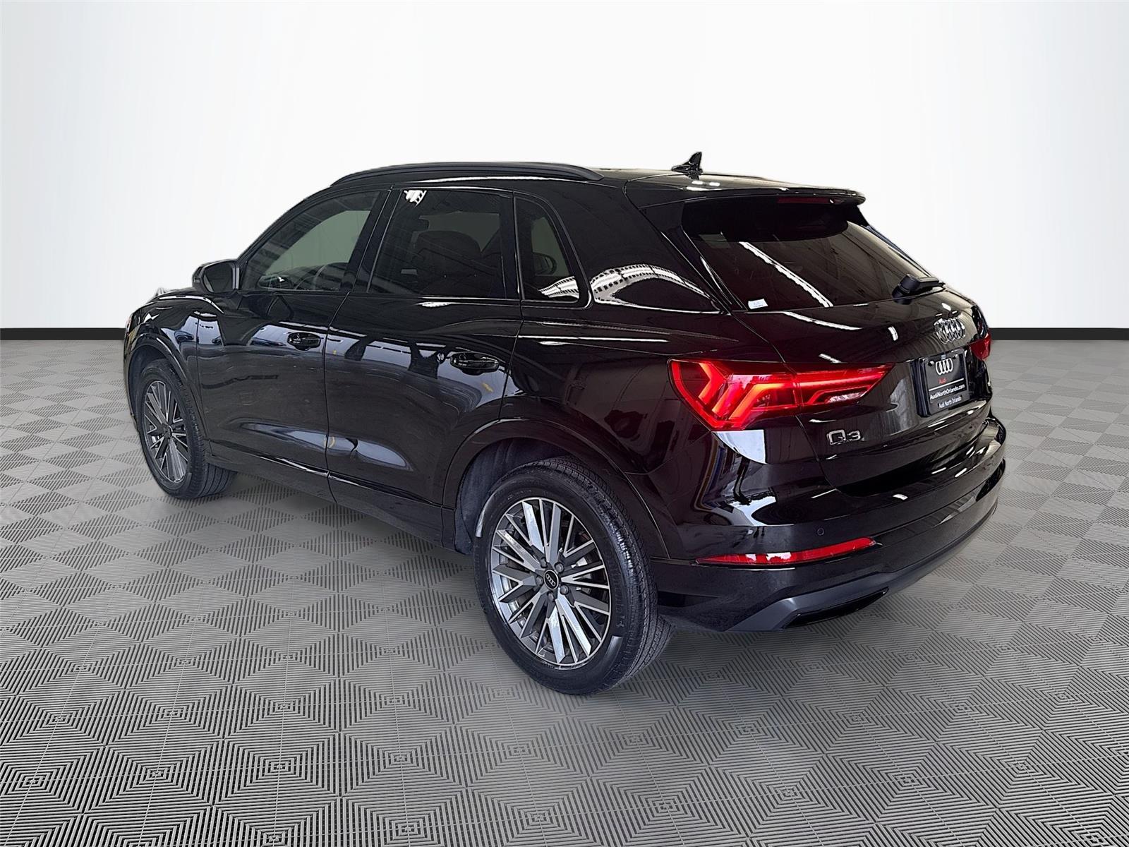 2023 Audi Q3 Premium
