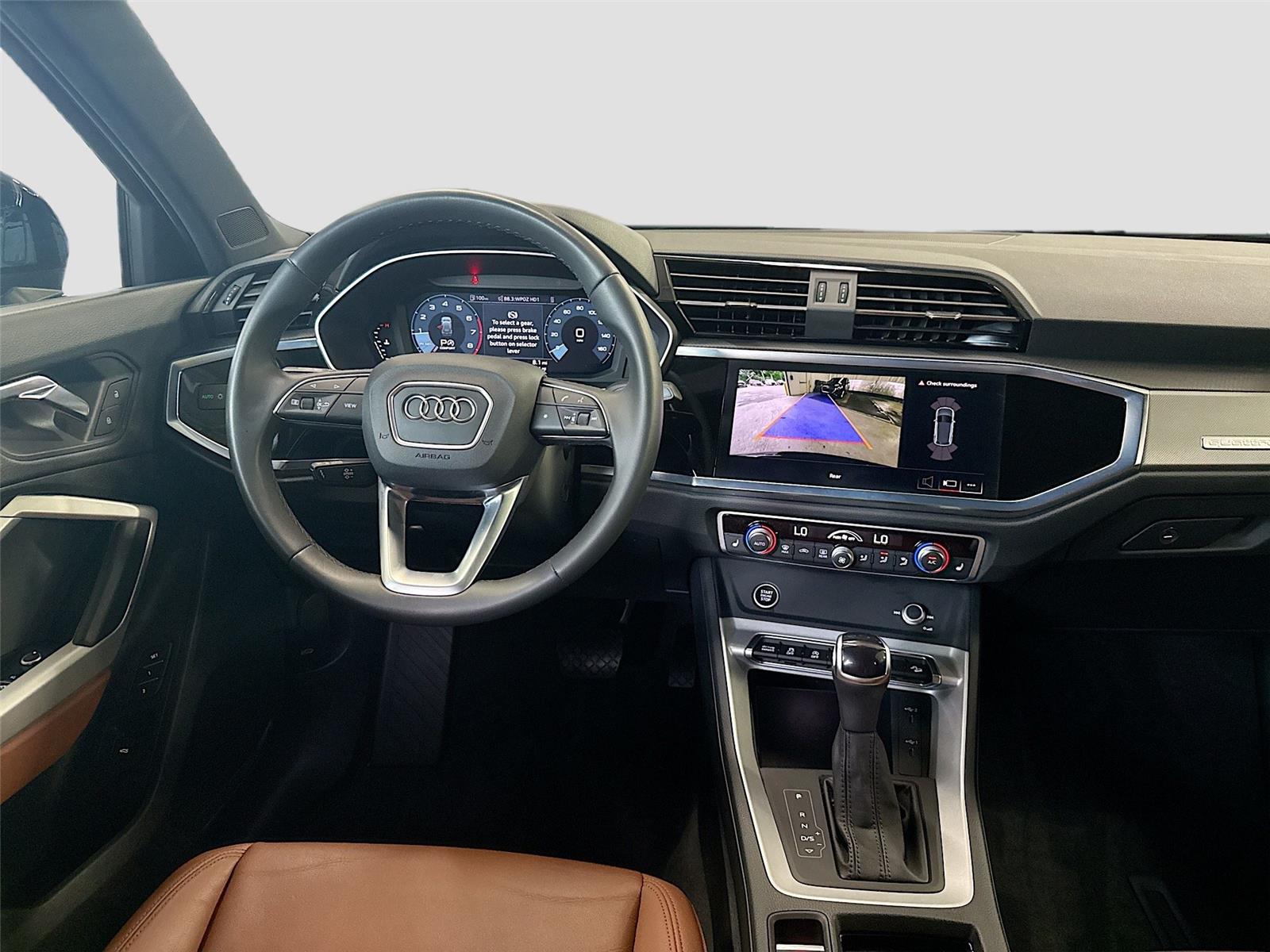 2023 Audi Q3 Premium