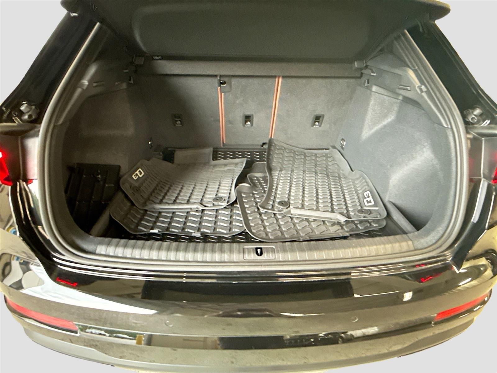 2023 Audi Q3 Premium