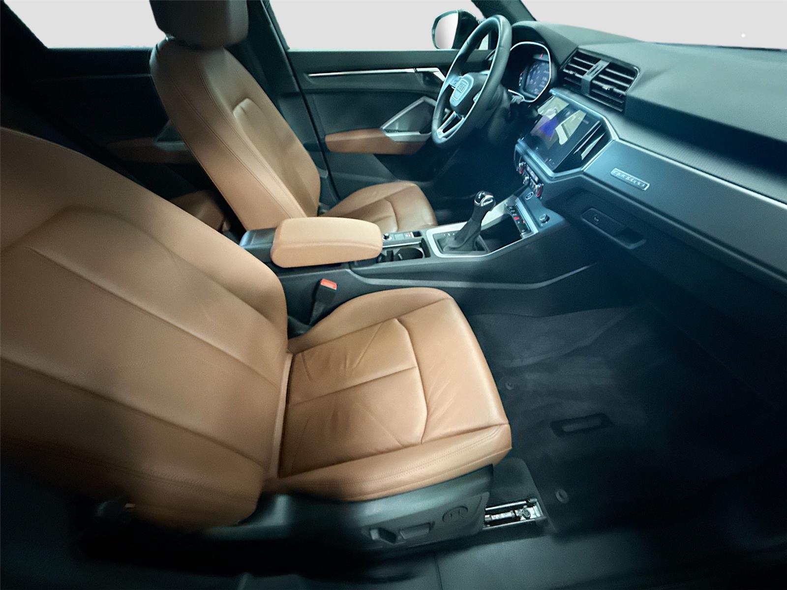 2023 Audi Q3 Premium