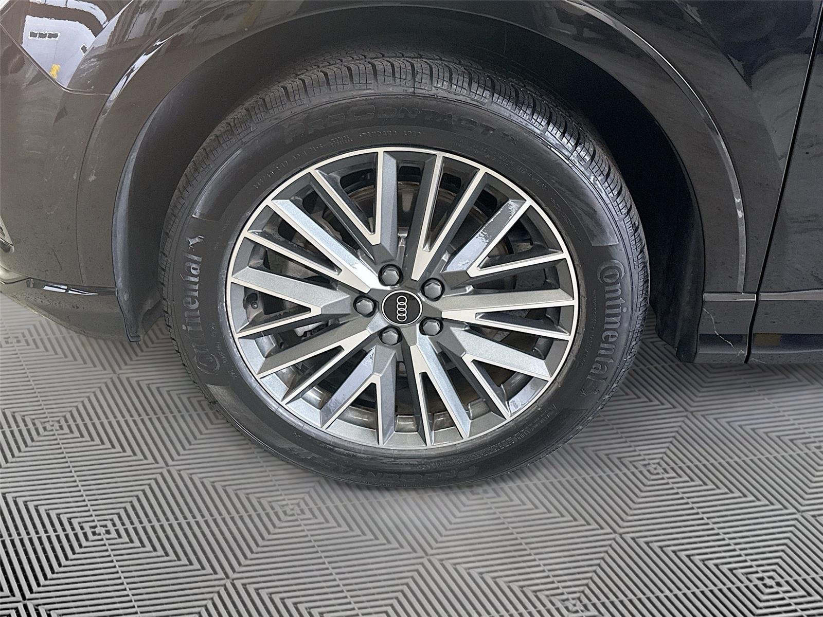 2023 Audi Q3 Premium