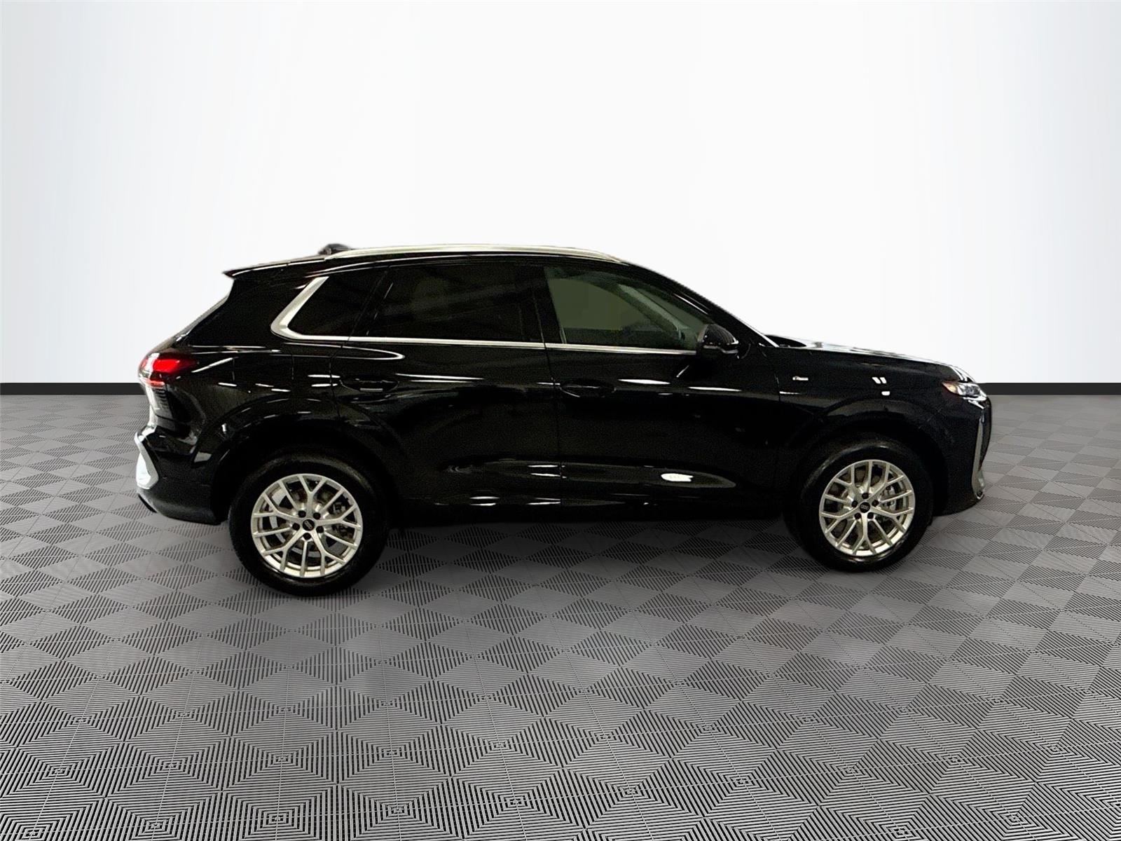 2026 Audi Q3 S line