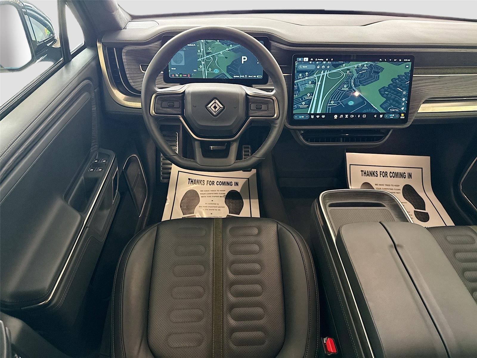 2024 Rivian R1S Adventure