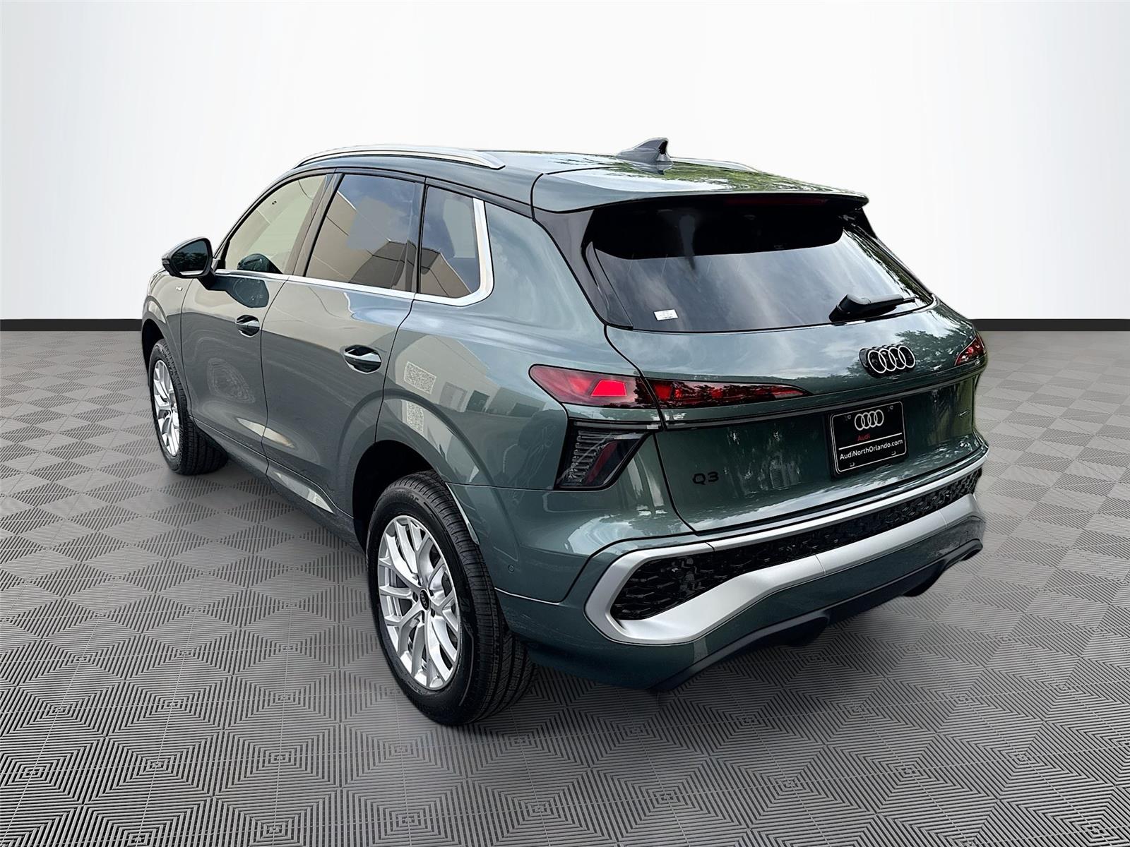 2026 Audi Q3 S line