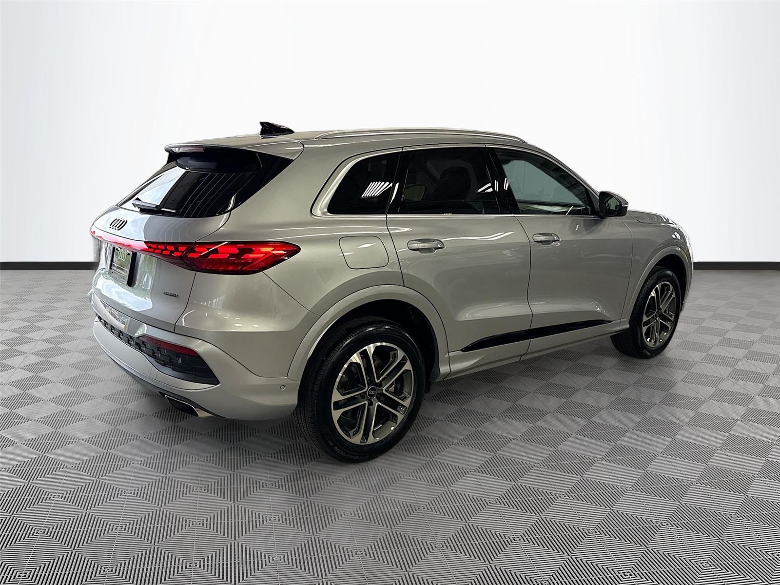 2026 Audi Q5 Premium