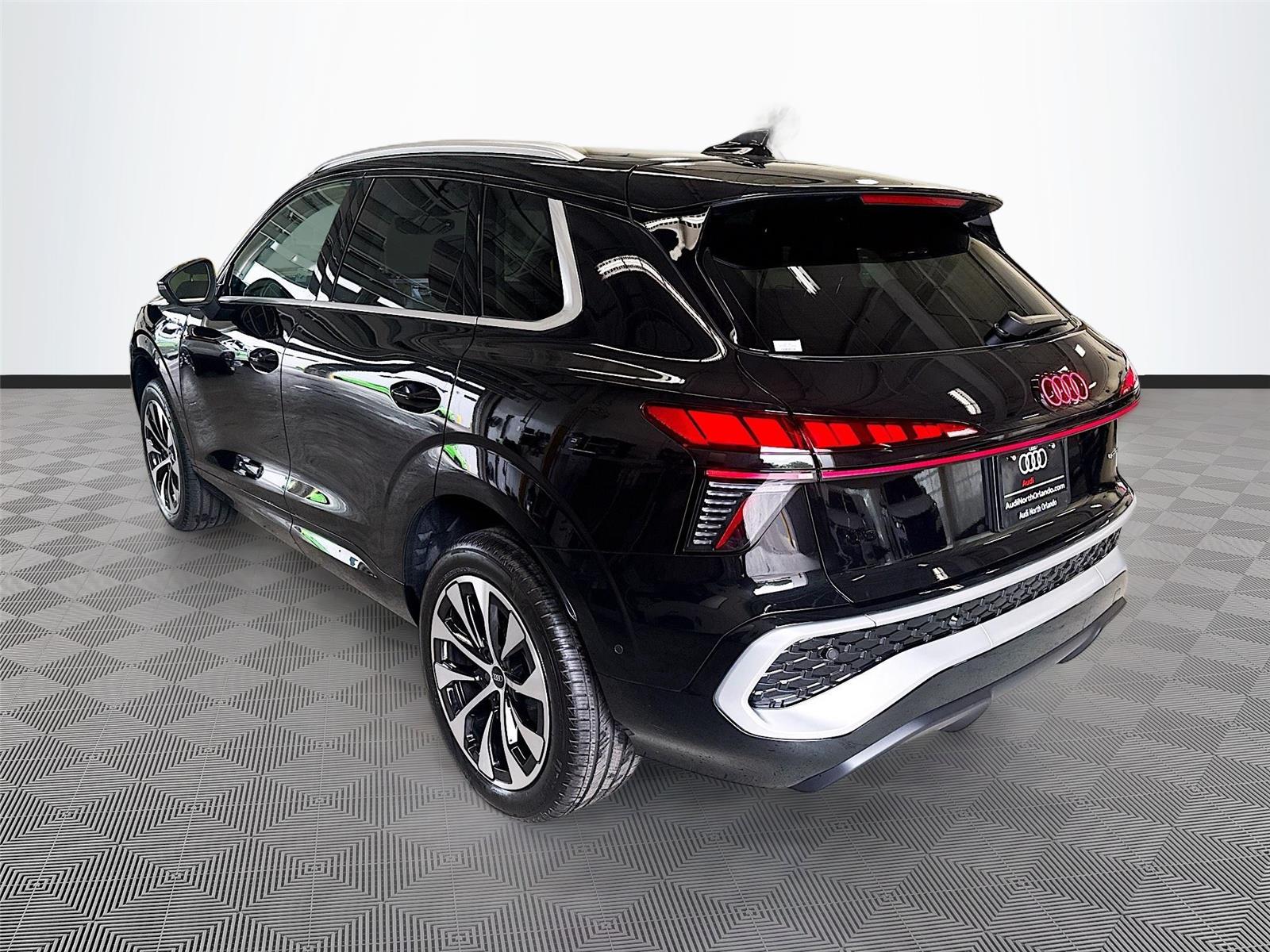 2026 Audi Q3 S line