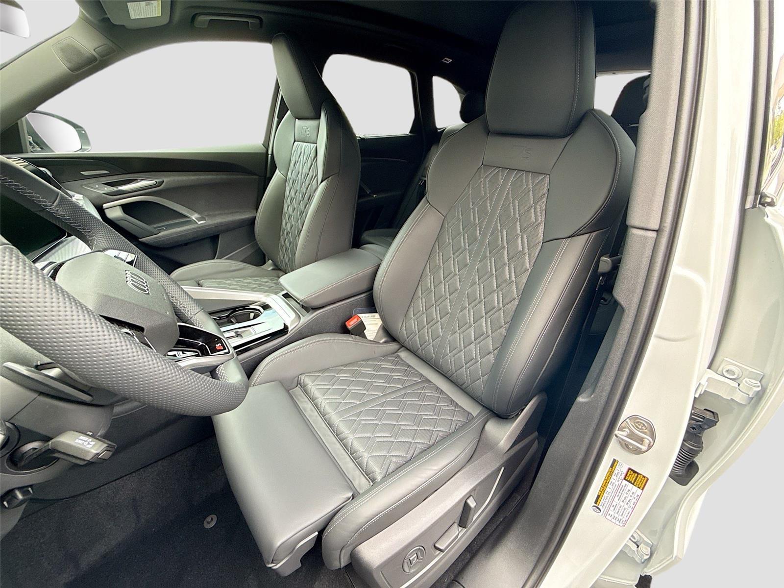 2026 Audi SQ5 Premium Plus
