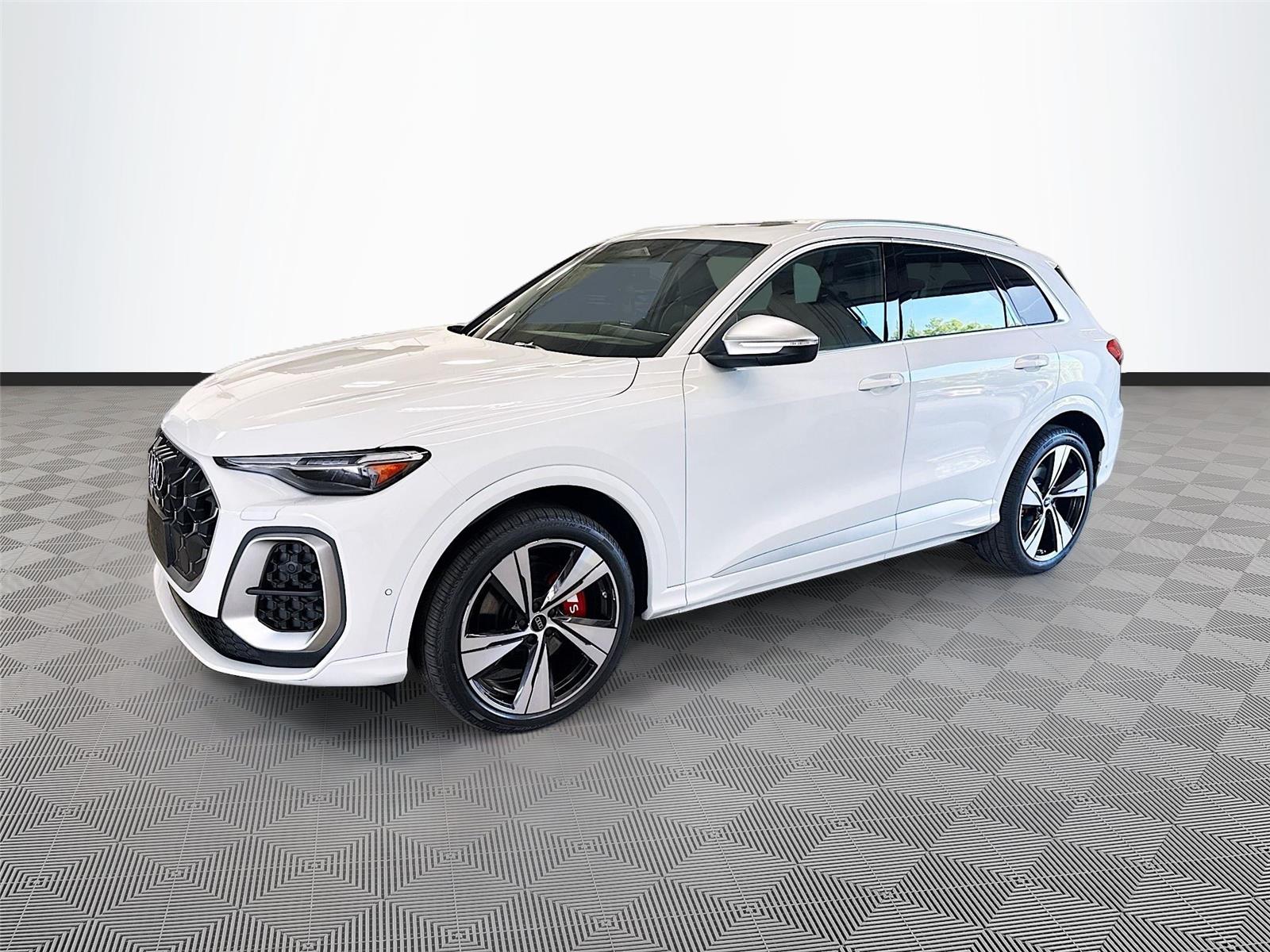 2026 Audi SQ5 Premium Plus