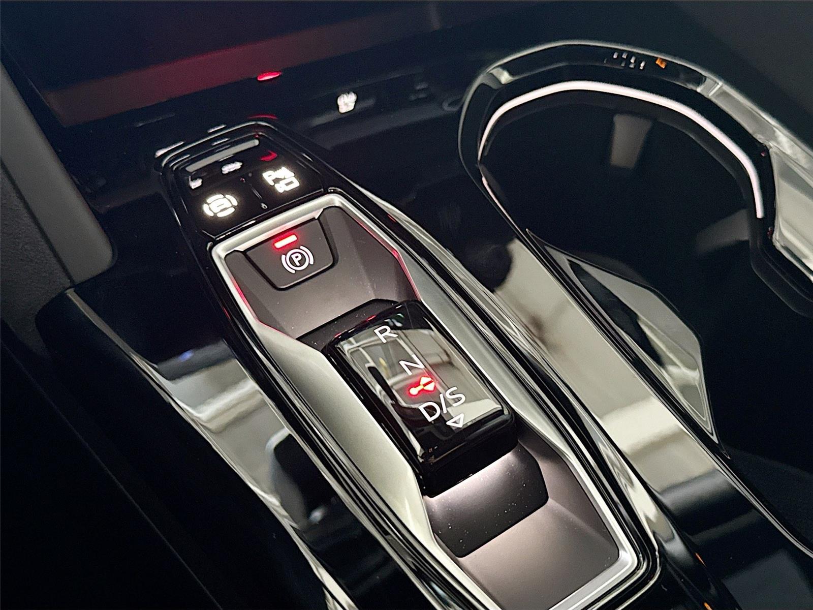 2026 Audi SQ5 Premium Plus