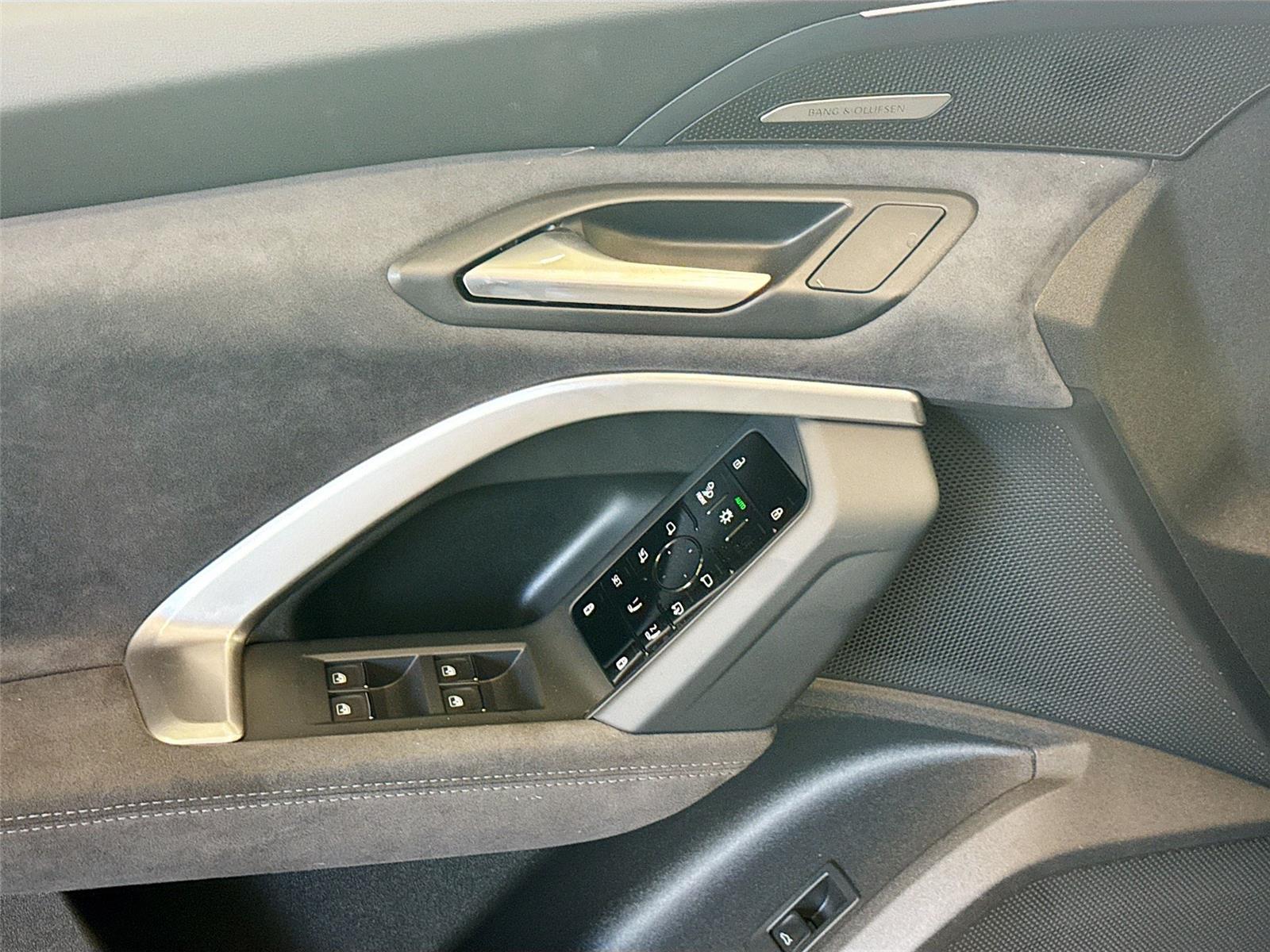 2026 Audi SQ5 Premium Plus