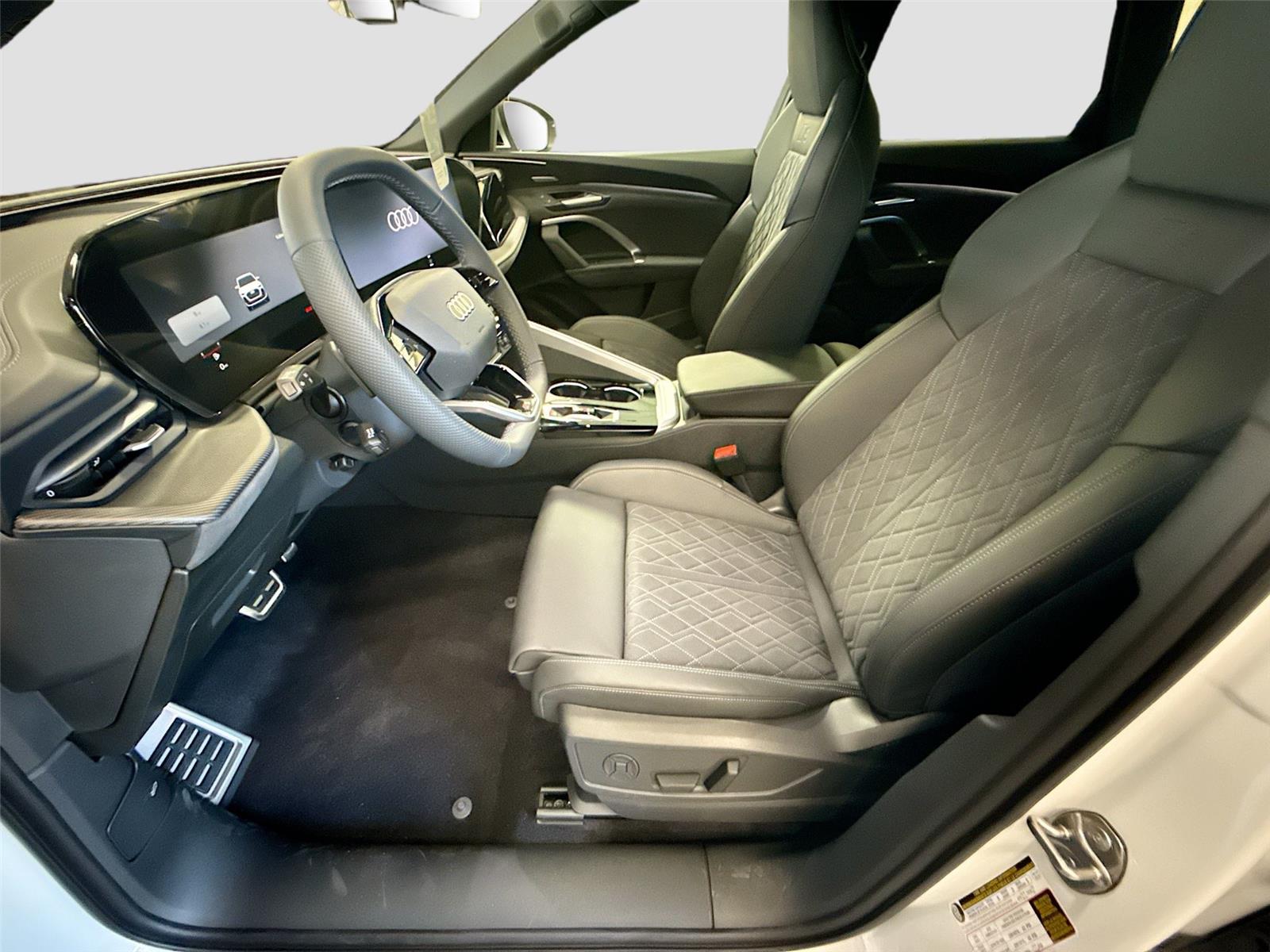 2026 Audi SQ5 Premium Plus