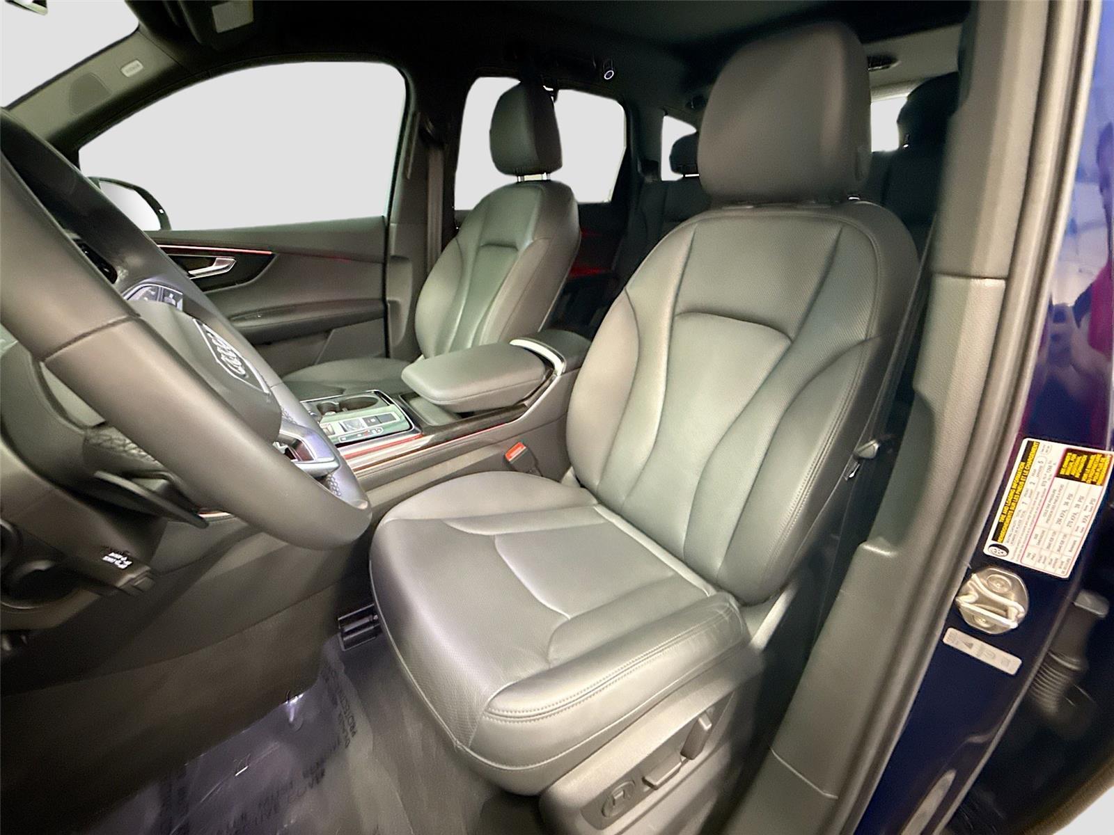 2023 AUDI Q7