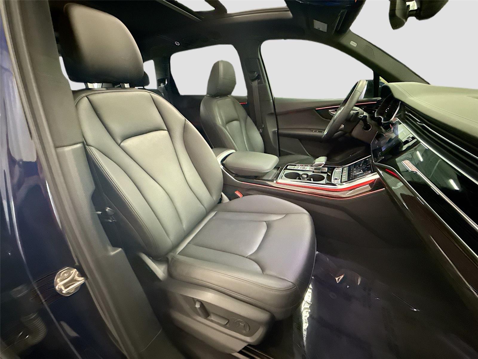 2023 AUDI Q7