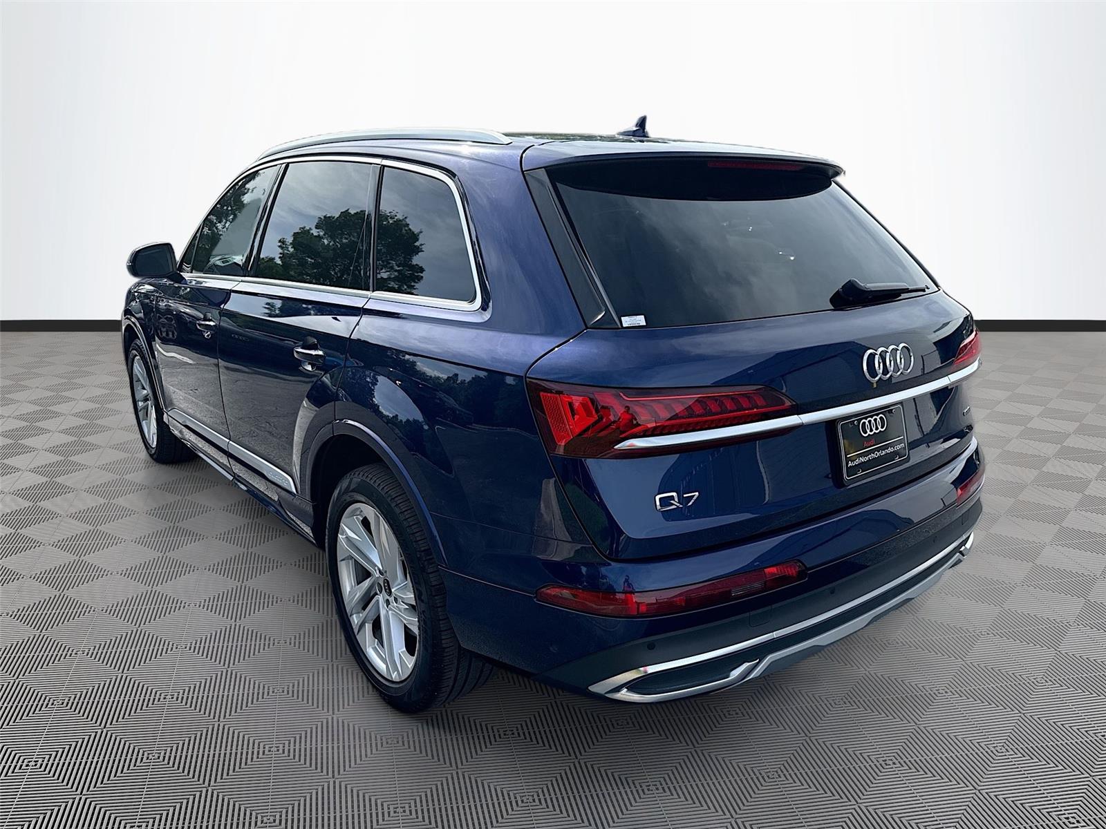 2023 AUDI Q7