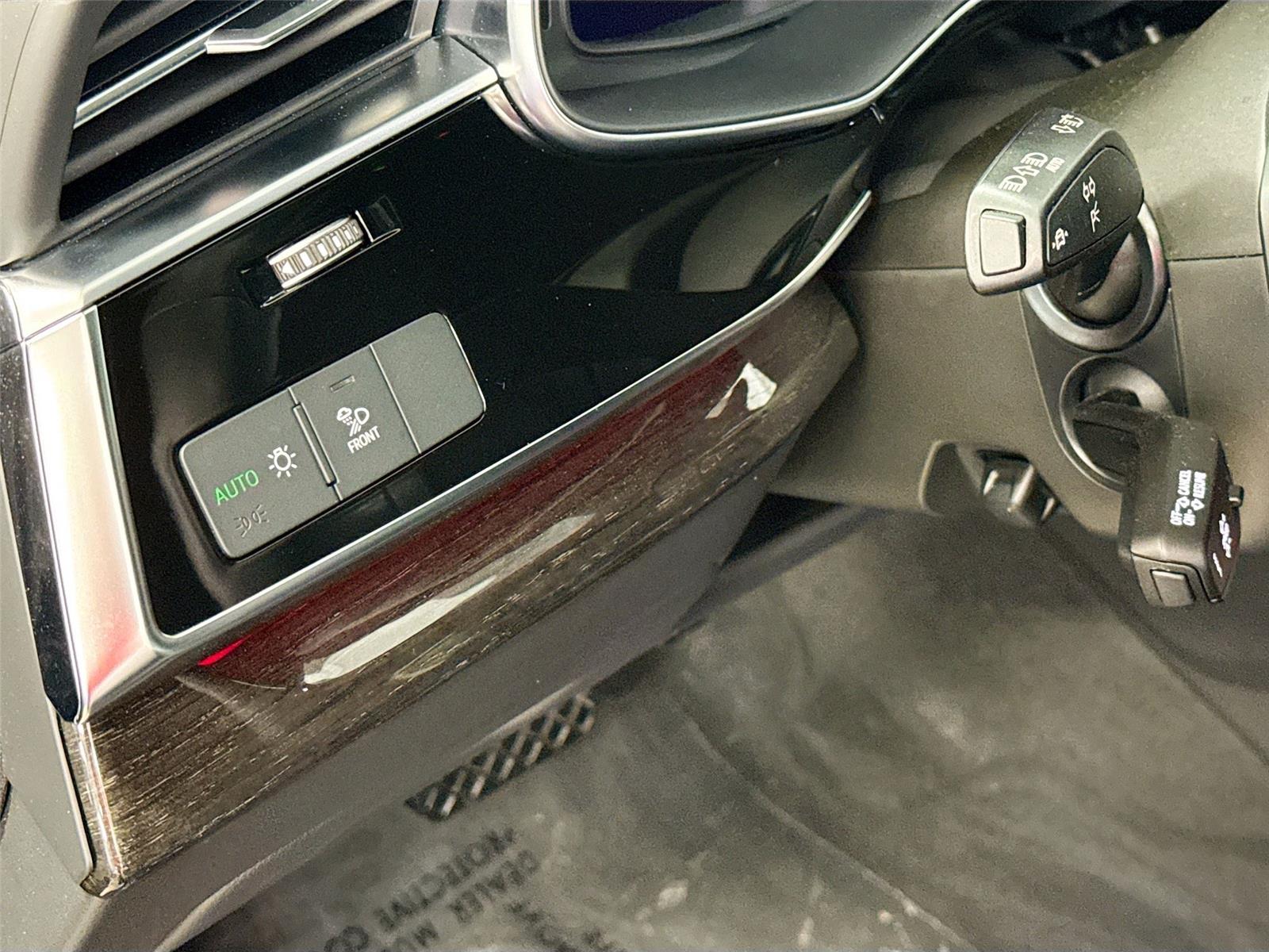 2023 AUDI Q7