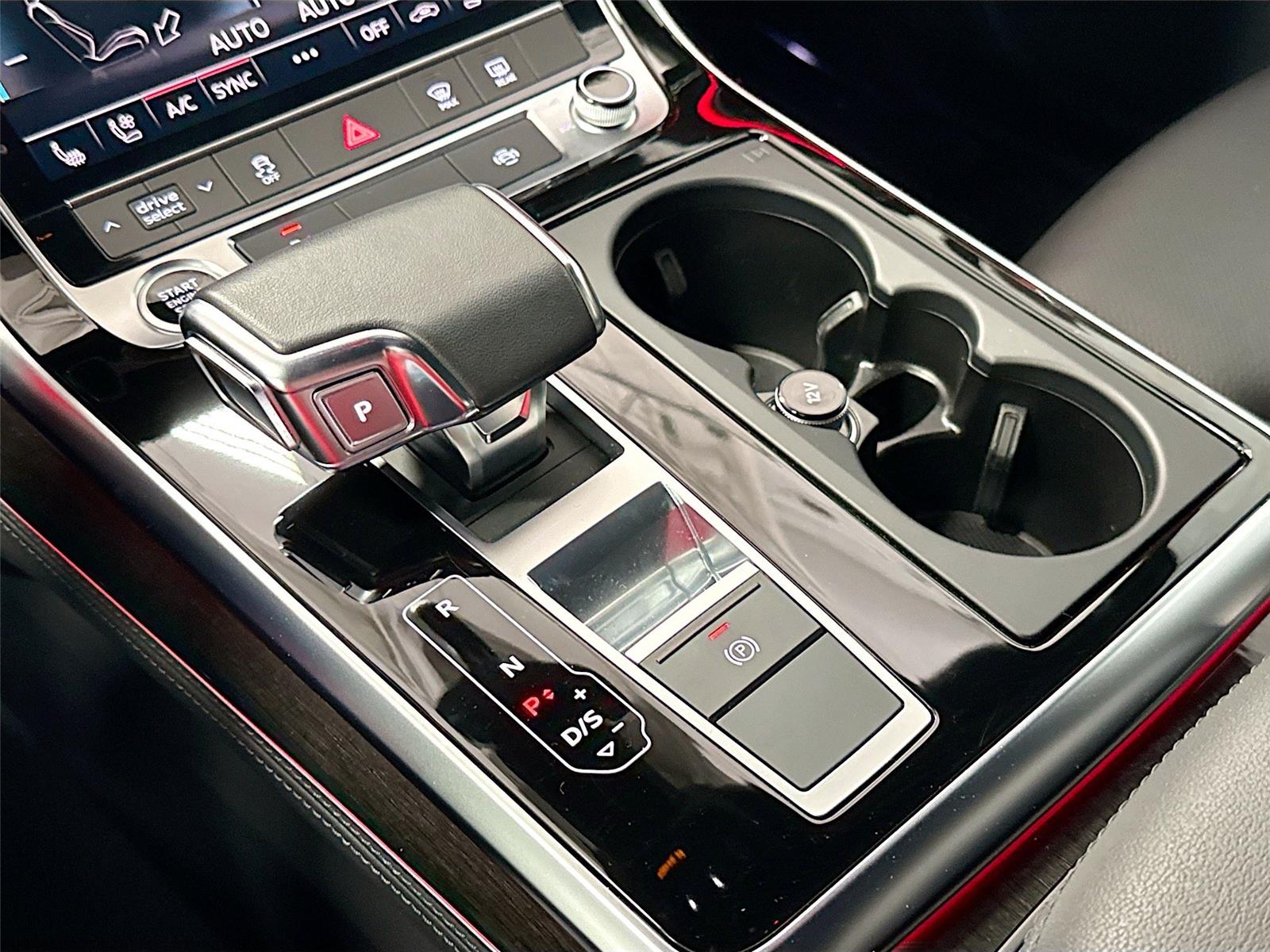 2023 AUDI Q7