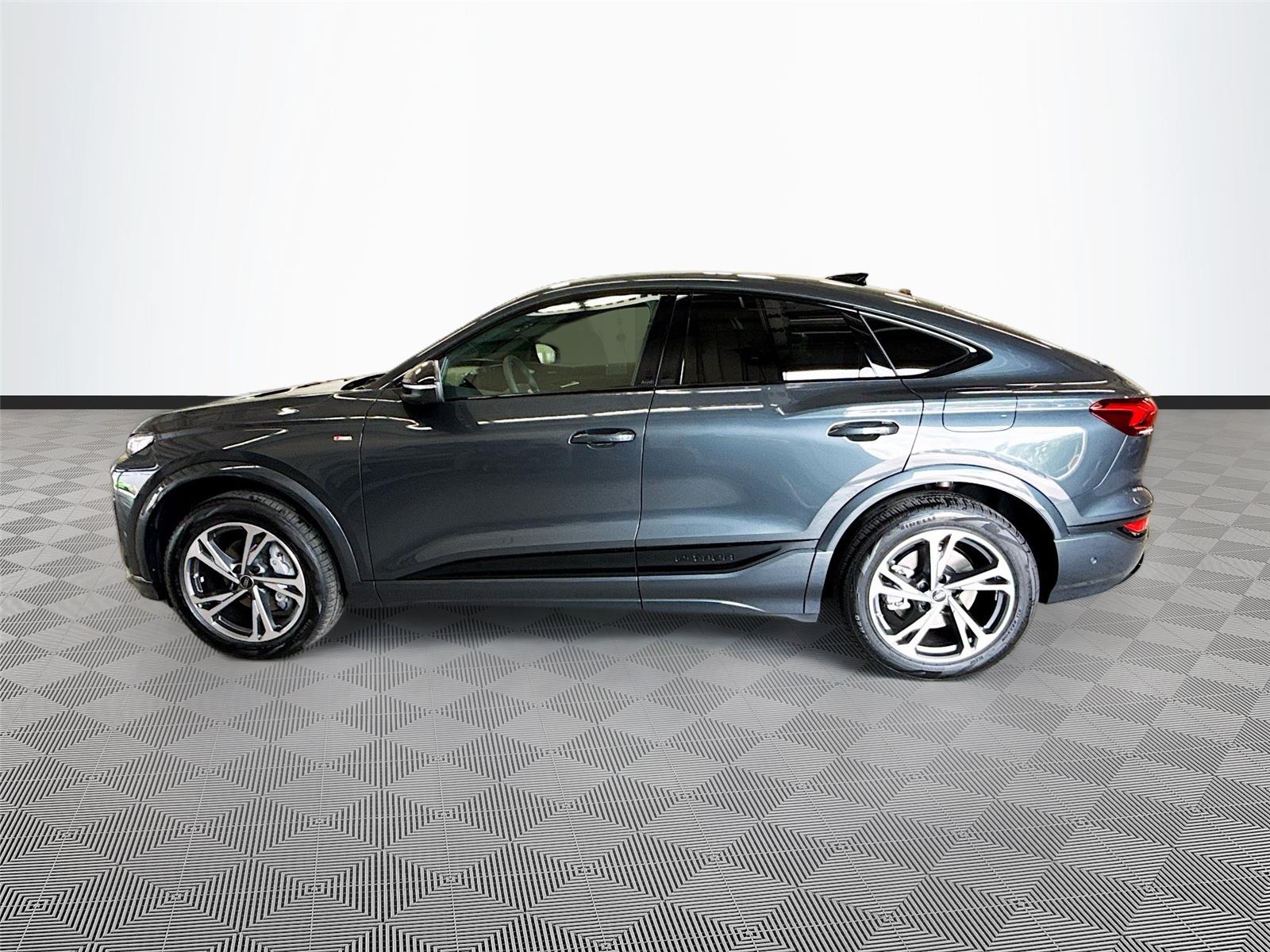 2027 Audi Q6 e-tron Sportback Premium Plus