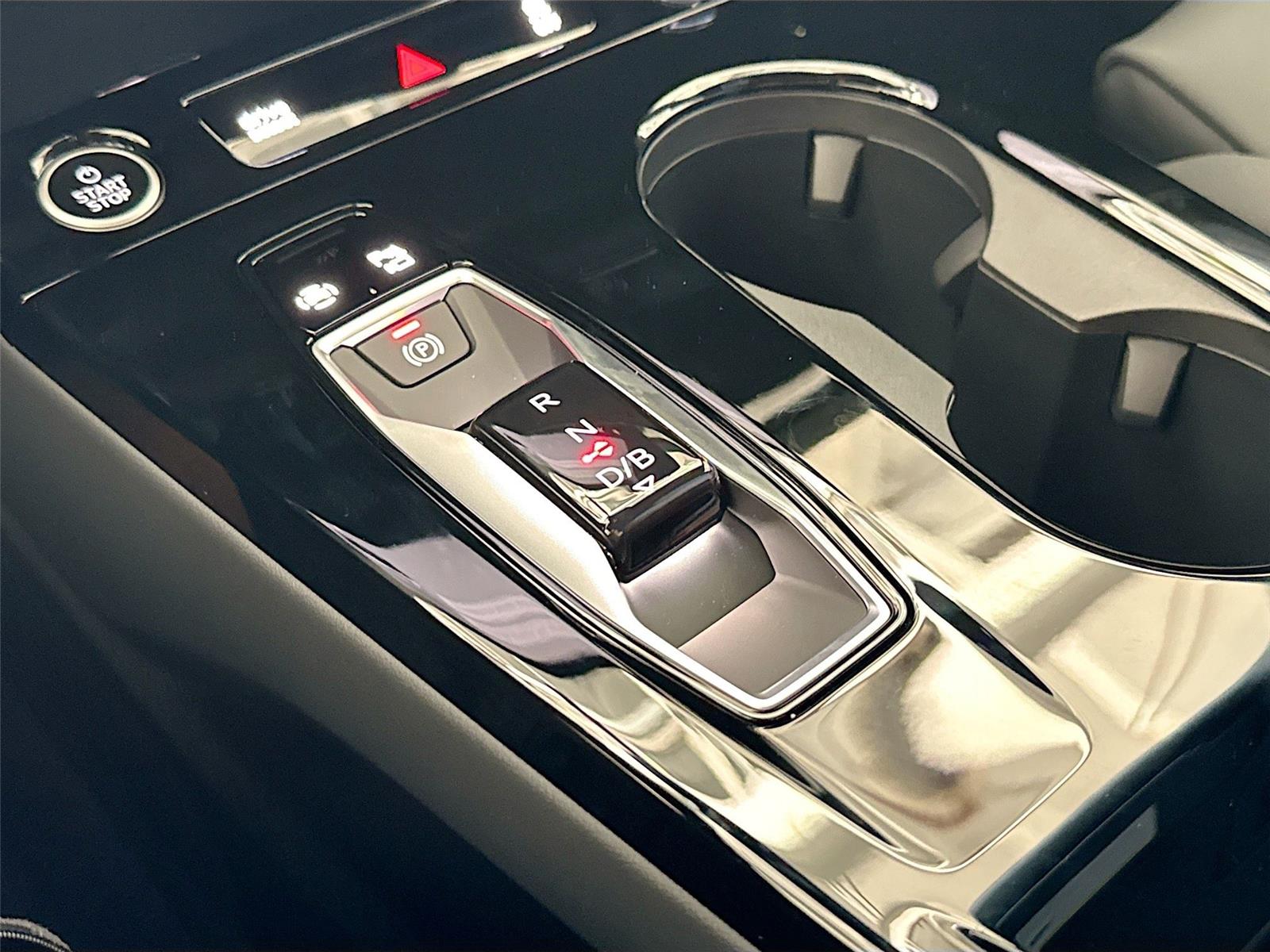 2027 Audi Q6 e-tron Sportback Premium Plus