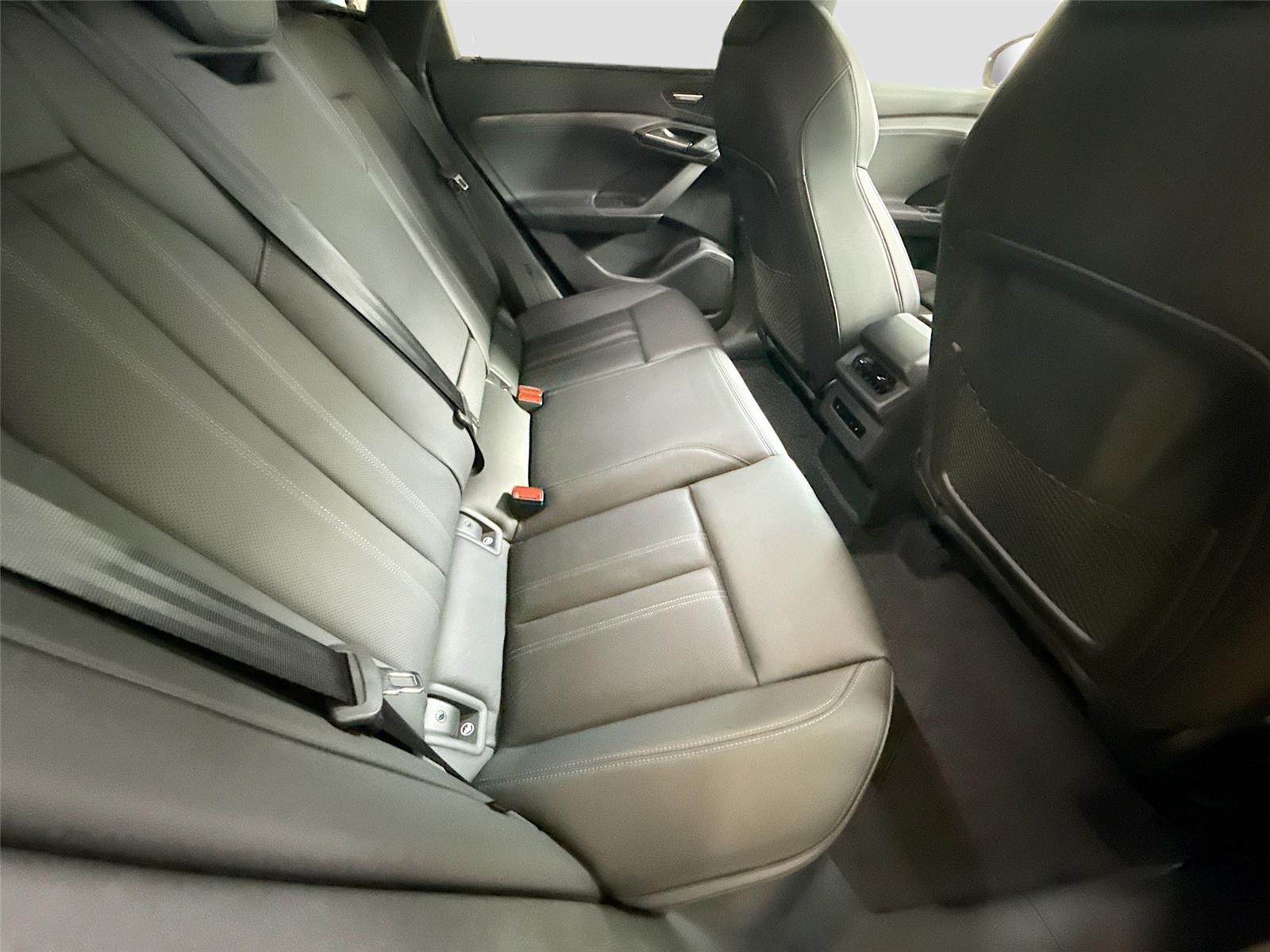 2027 Audi Q6 e-tron Sportback Premium Plus