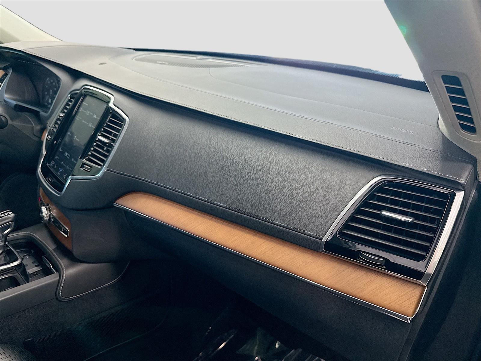 2019 Volvo XC90 Inscription