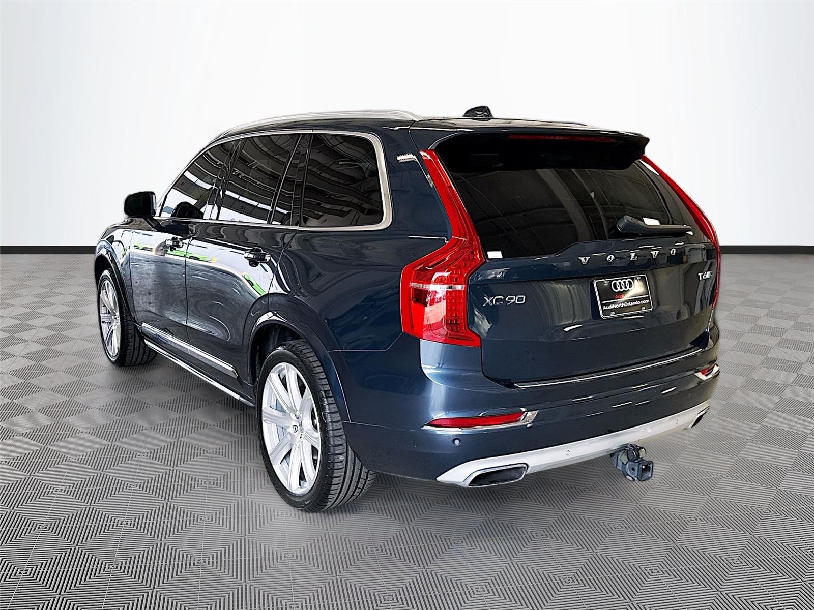 2019 Volvo XC90 Inscription
