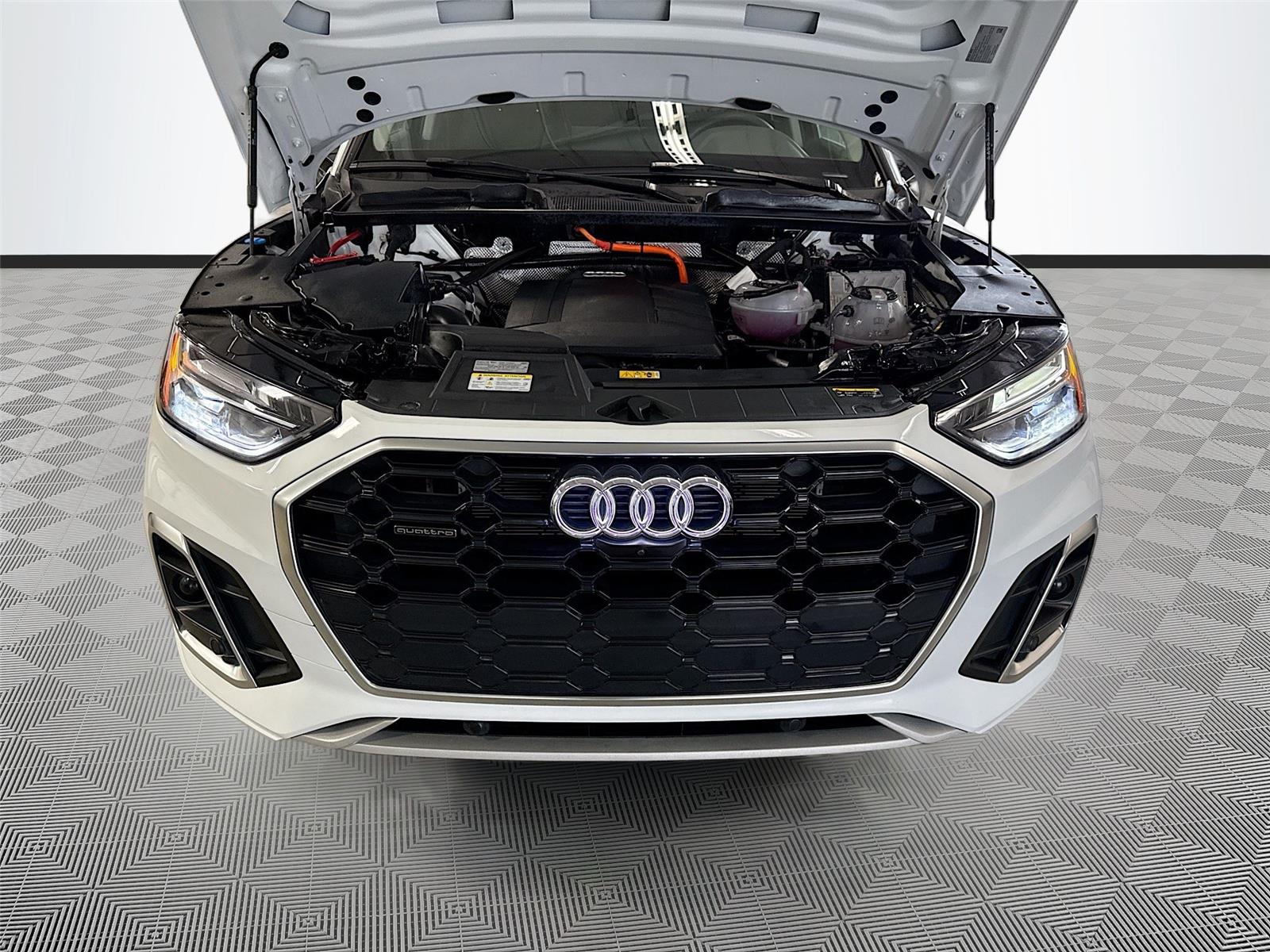 2024 Audi Q5 S line Premium Plus