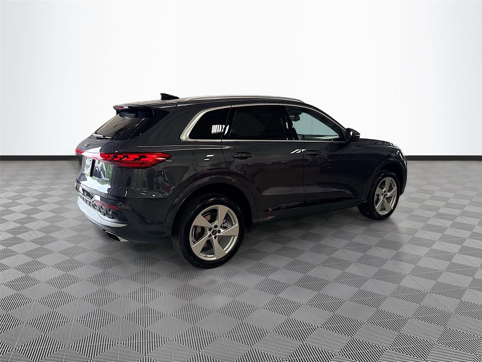 2026 Audi Q5 Premium Plus