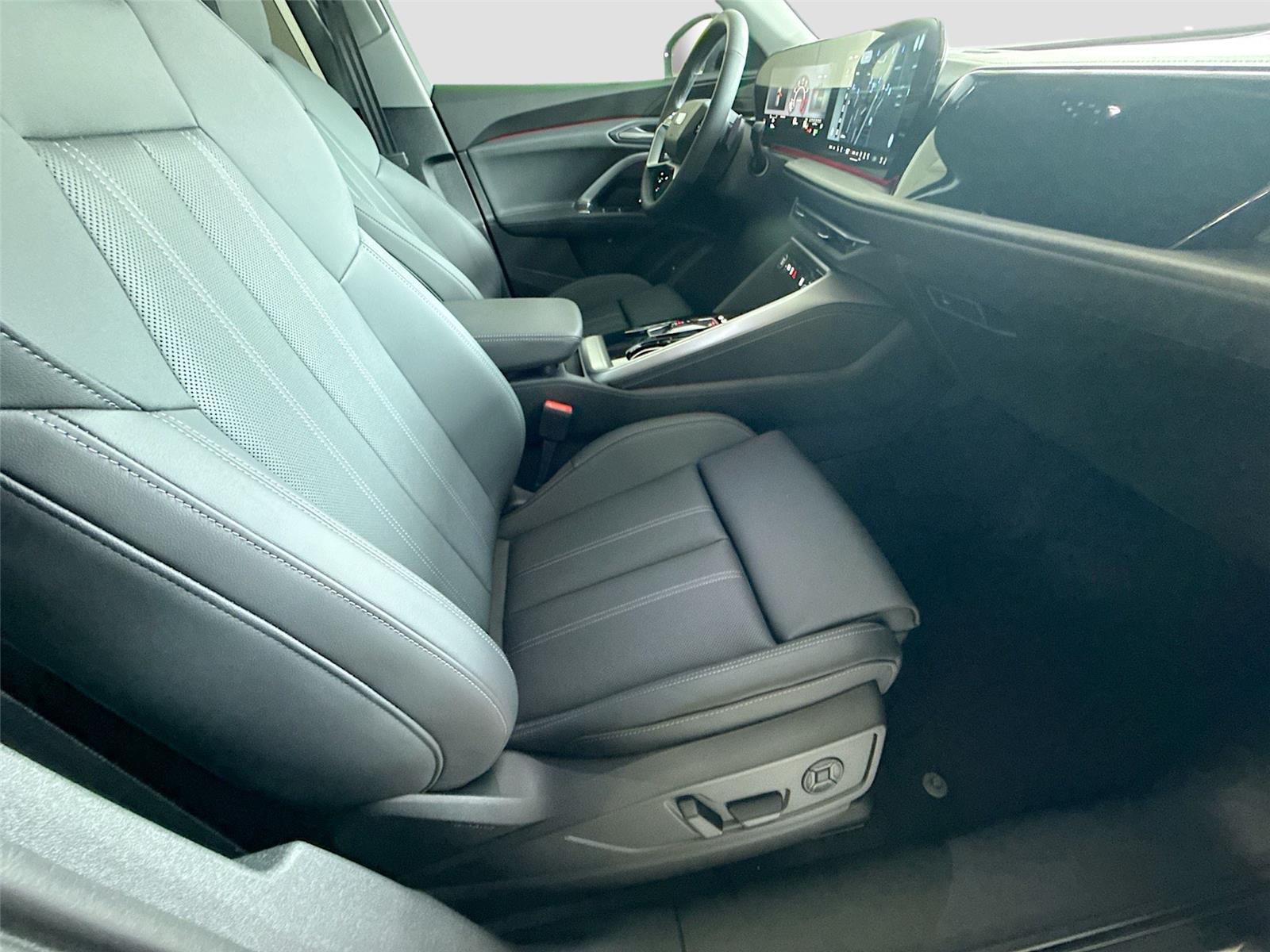 2026 Audi Q5 Premium Plus