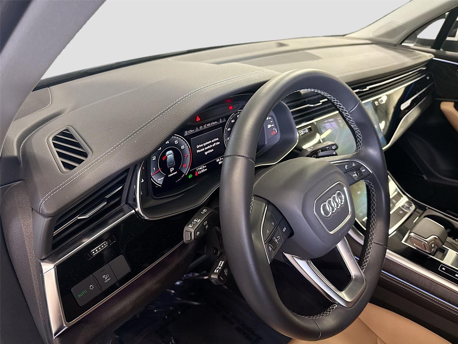 2025 Audi Q7 Premium Plus