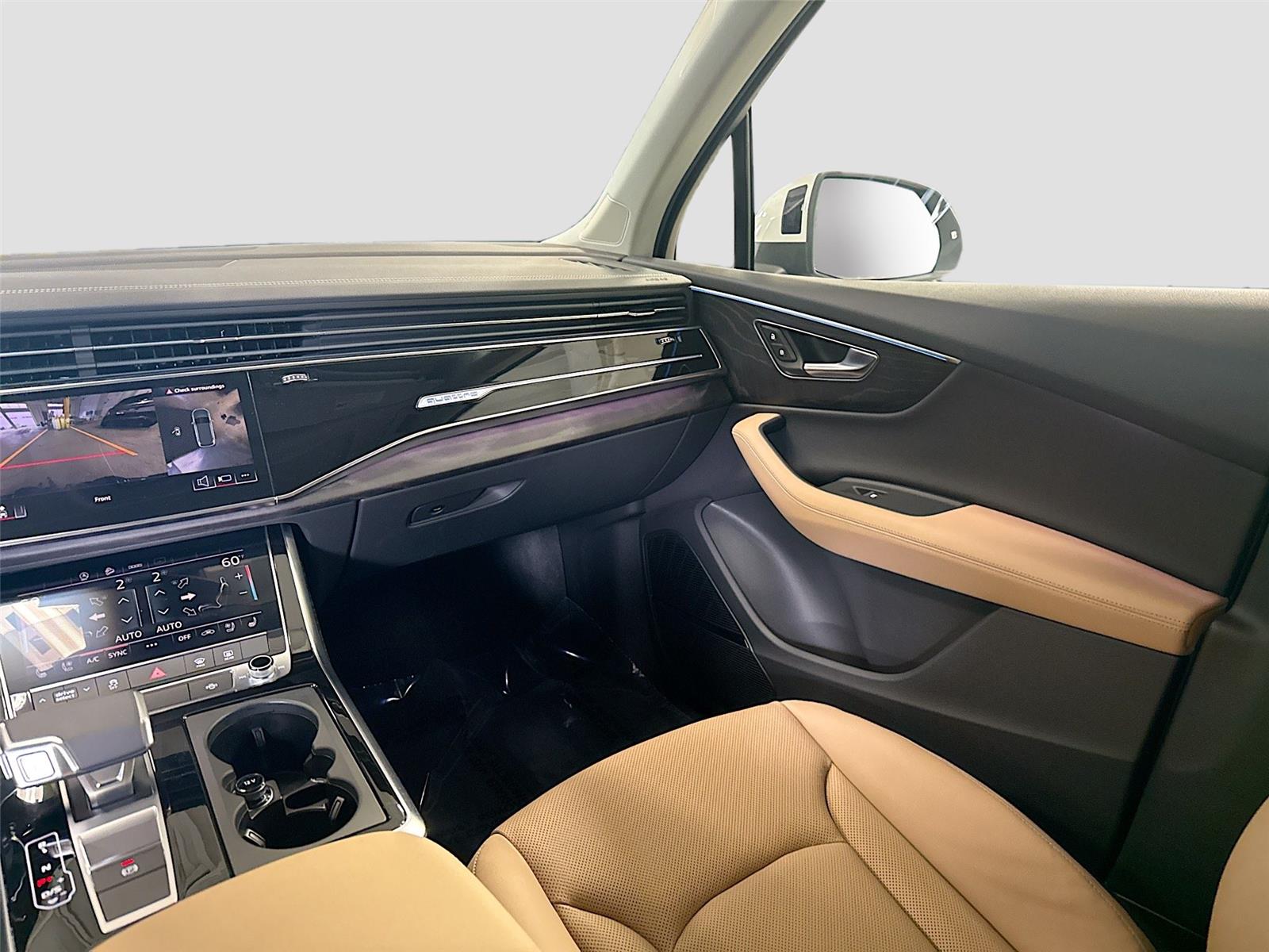2025 Audi Q7 Premium Plus