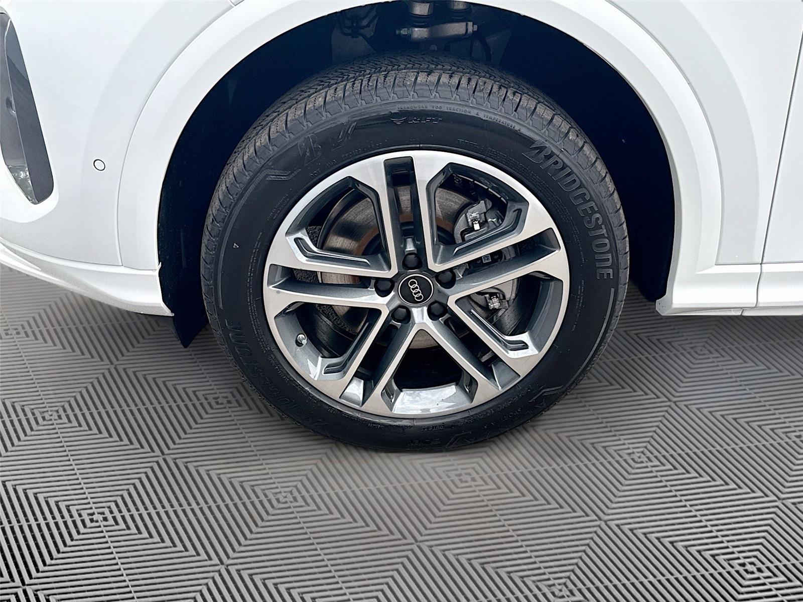 2026 Audi Q5 Premium
