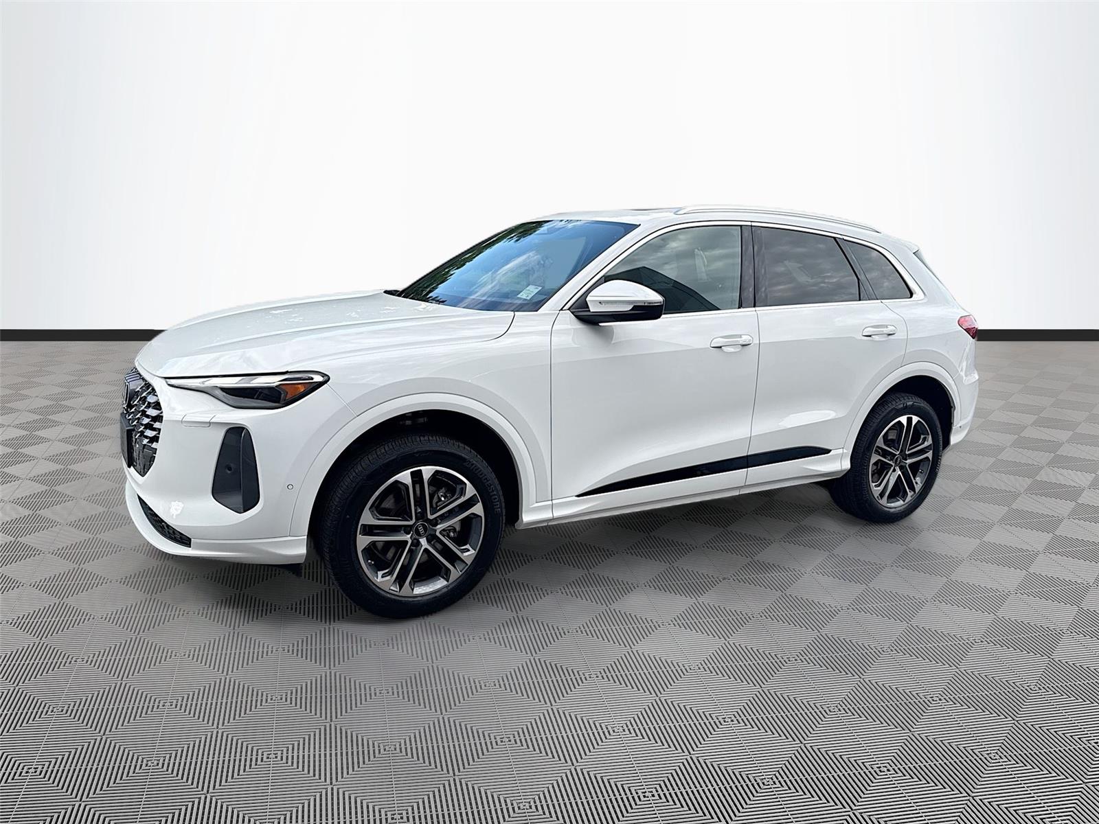 2026 Audi Q5 Premium
